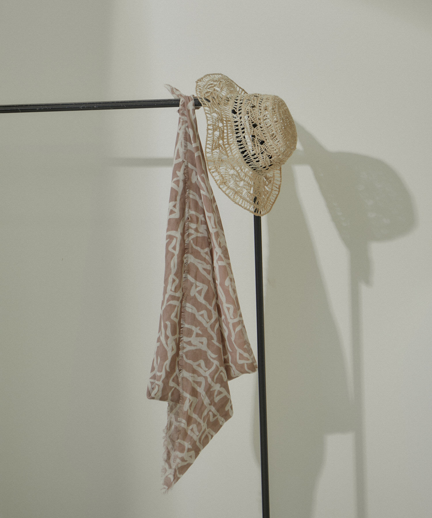 SALON adam et rope'「シーサイドダンサープリントストール」|ストール|