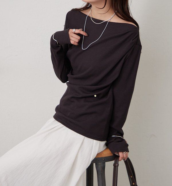  「チャーム付きオフショルリブロングTシャツ」|Tシャツ・カットソー|
