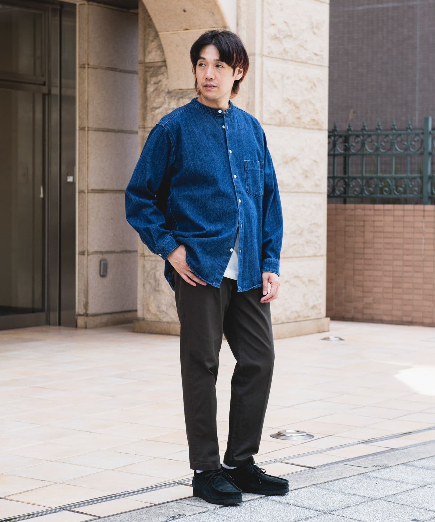 URBAN RESEARCH DOORS「デニムバンドカラーシャツ」|シャツ・ブラウス|