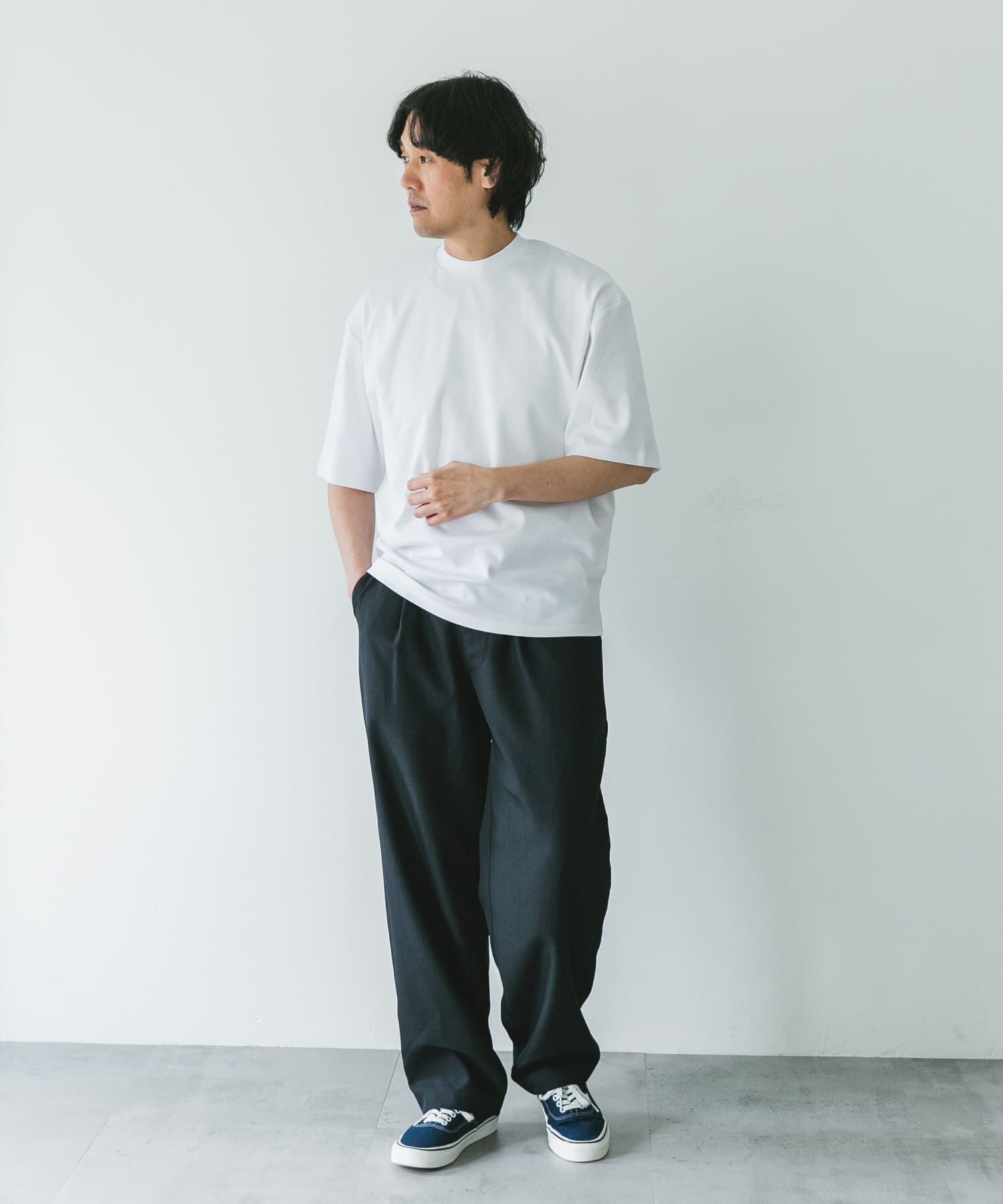 URBAN RESEARCH DOORS「『UR TECH』防汚ワイドテーパードTシャツ」|Tシャツ・カットソー|
