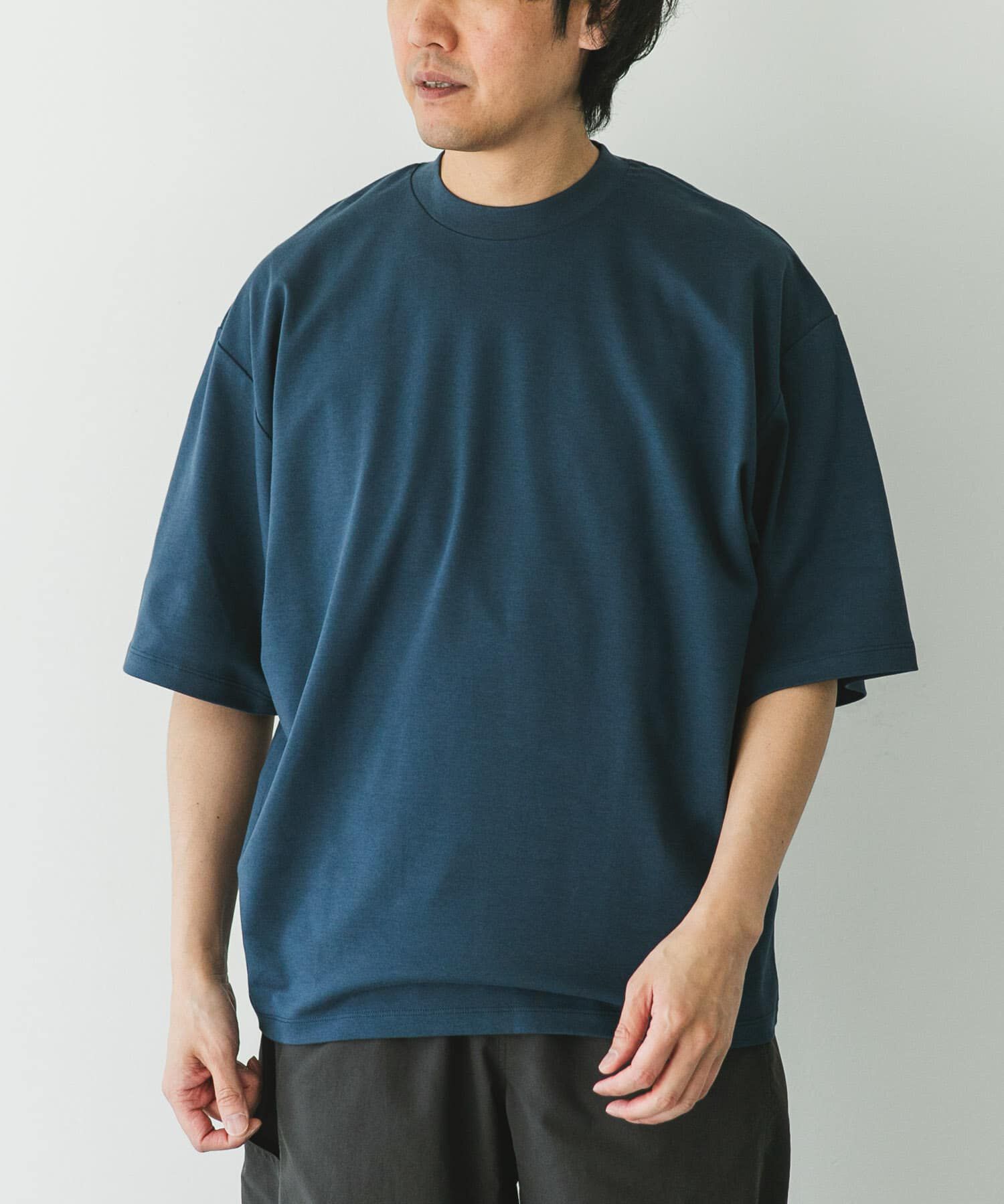URBAN RESEARCH DOORS「『UR TECH』防汚ワイドテーパードTシャツ」|Tシャツ・カットソー|