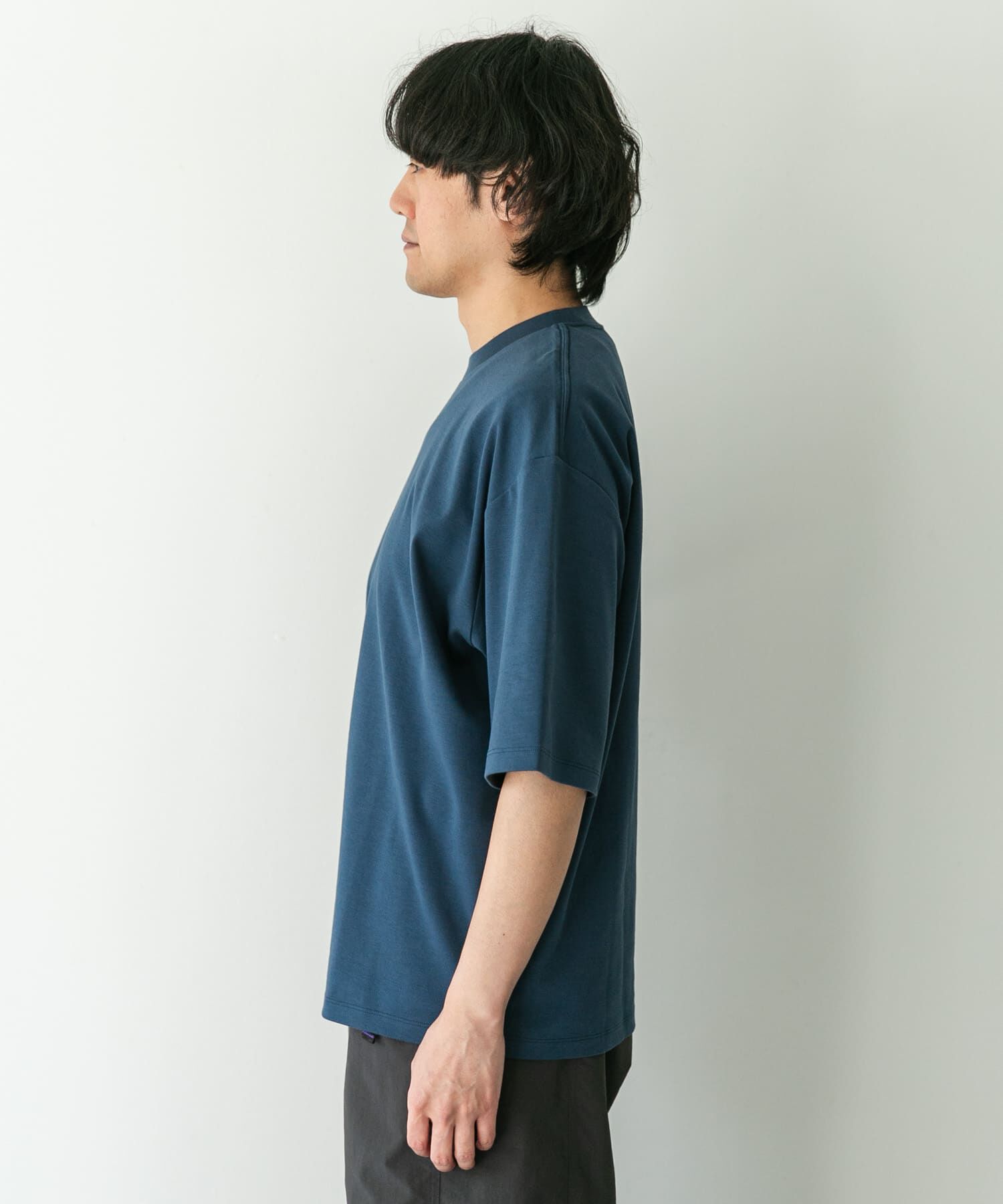URBAN RESEARCH DOORS「『UR TECH』防汚ワイドテーパードTシャツ」|Tシャツ・カットソー|