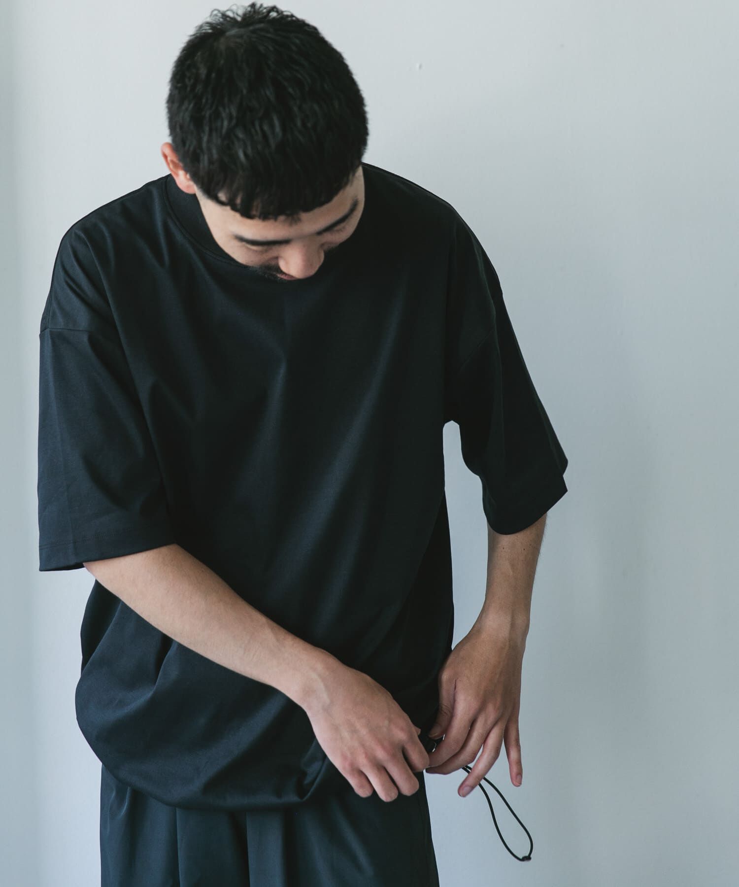 URBAN RESEARCH DOORS「『仁村紗和さん着用』『UR TECH』サマシェア ドロストTシャツ」|Tシャツ・カットソー|