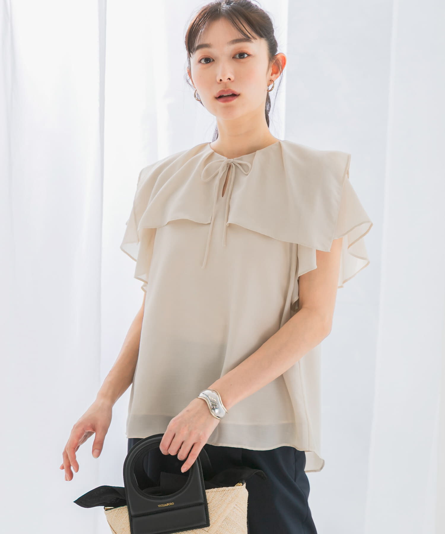 URBAN RESEARCH ROSSO「イージーケアフリルブラウス」|シャツ・ブラウス|オフホワイト