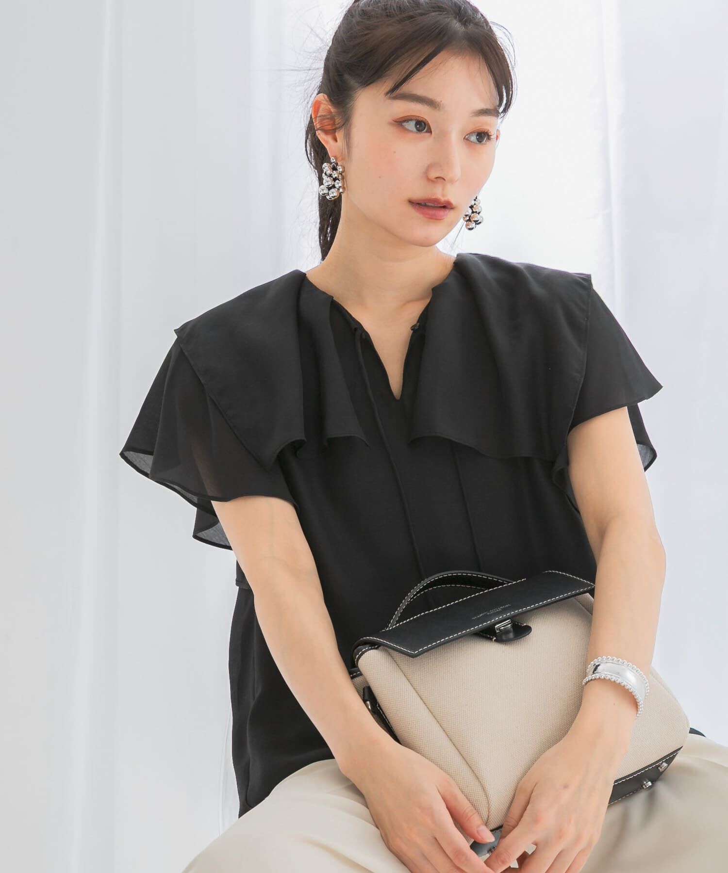 URBAN RESEARCH ROSSO「イージーケアフリルブラウス」|シャツ・ブラウス|ブラック