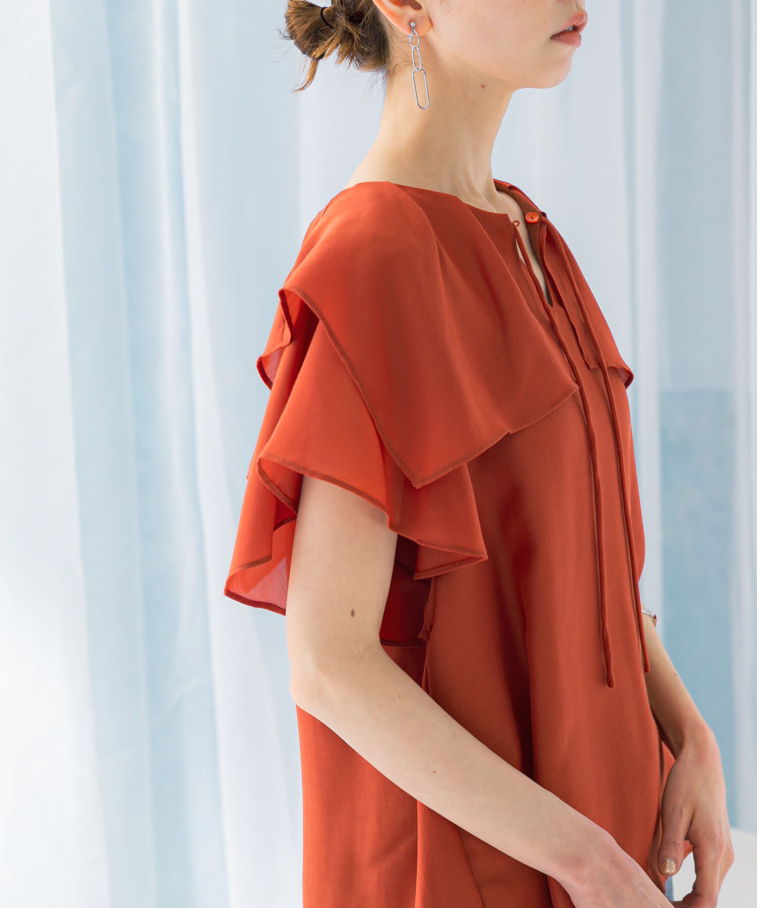 URBAN RESEARCH ROSSO「イージーケアフリルブラウス」|シャツ・ブラウス|