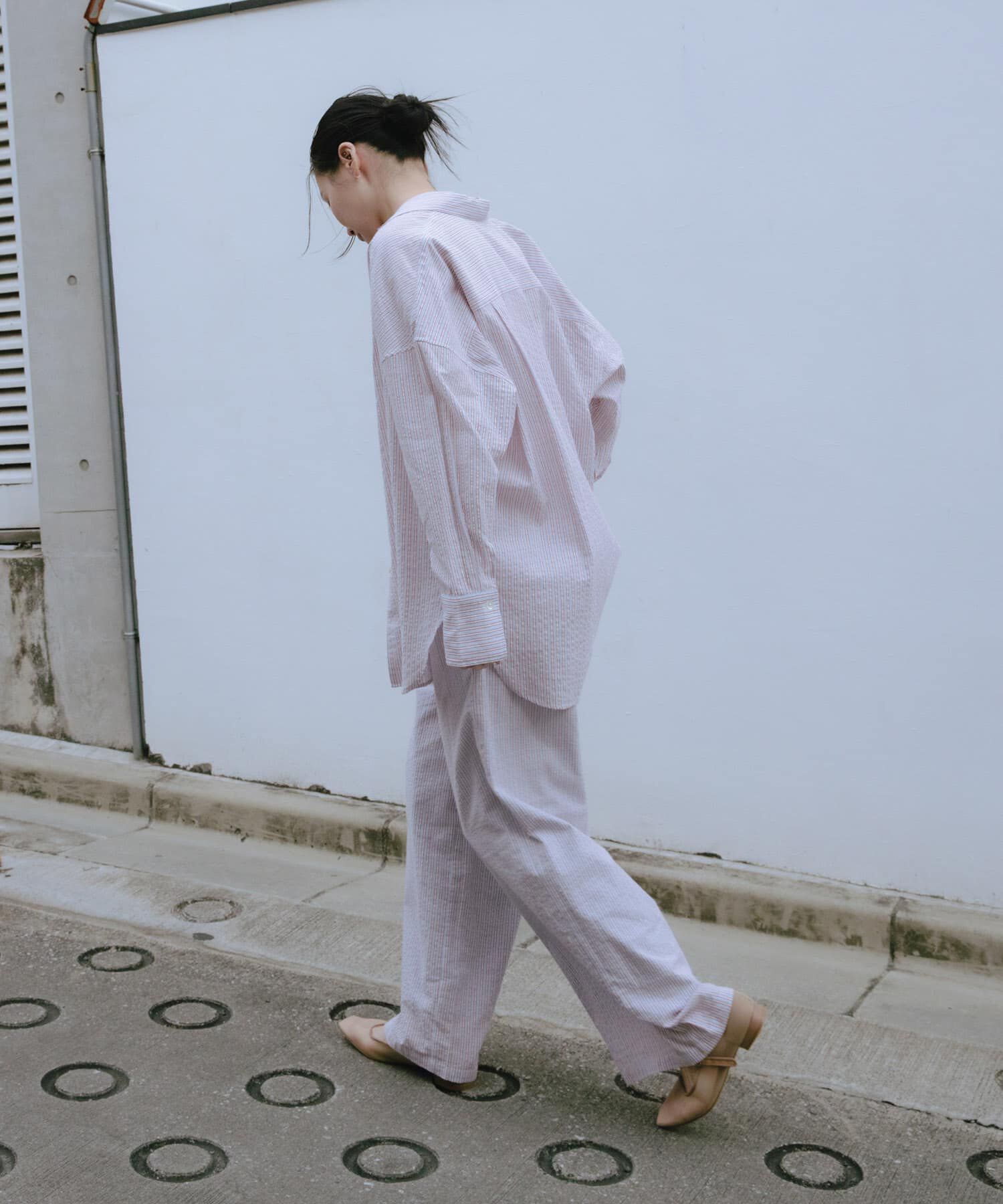 URBAN RESEARCH「new basic　インドコットンサッカーストライプシャツ」|シャツ・ブラウス|