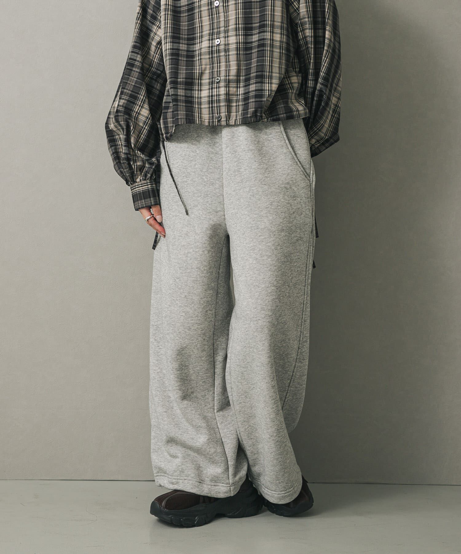 SENSE OF PLACE by URBAN RESEARCH「サイドパネルスウェットパンツ」|その他|グレー