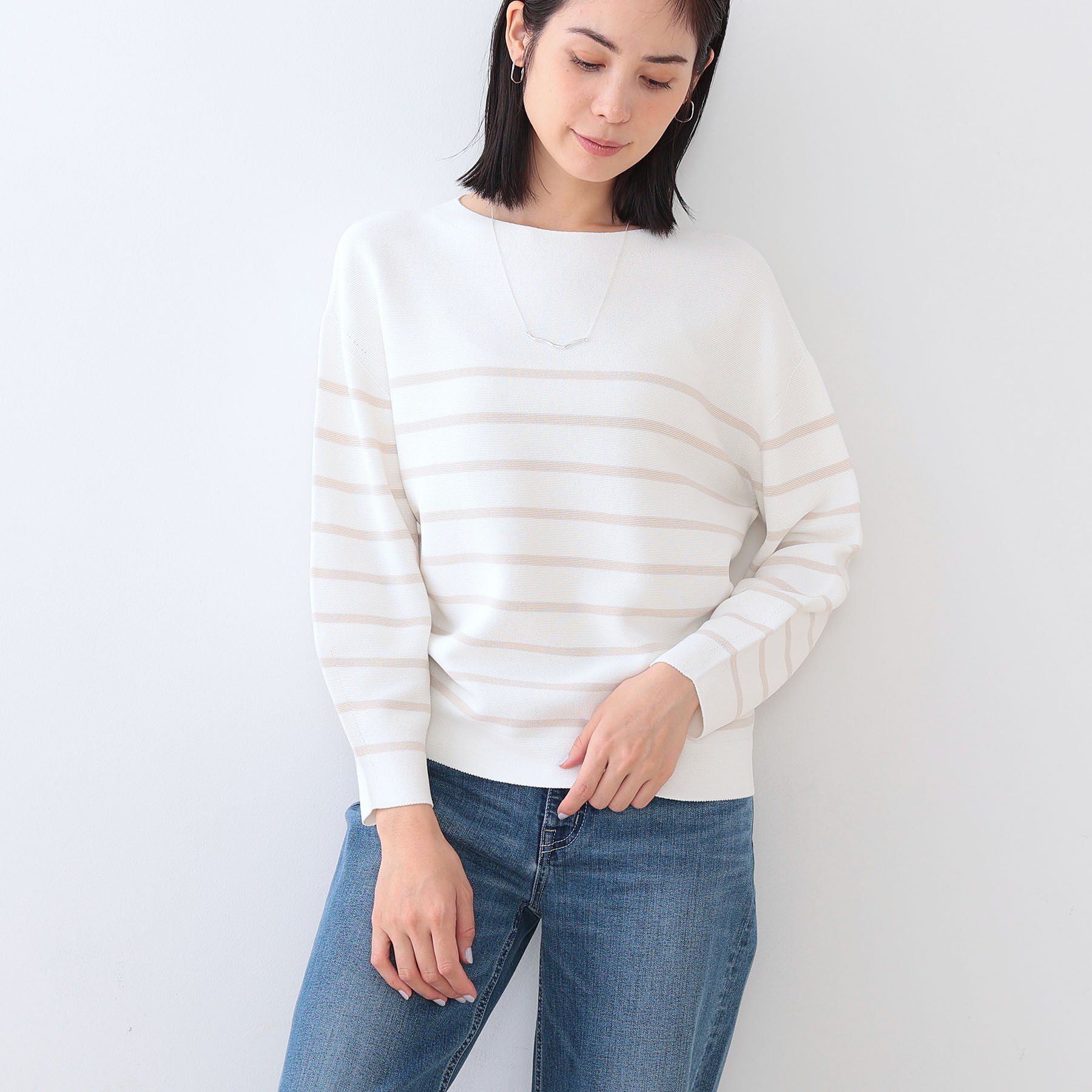 INDIVI「【洗える／無縫製／6色展開】袖フォルム ボートネックニット」|ニット・セーター|