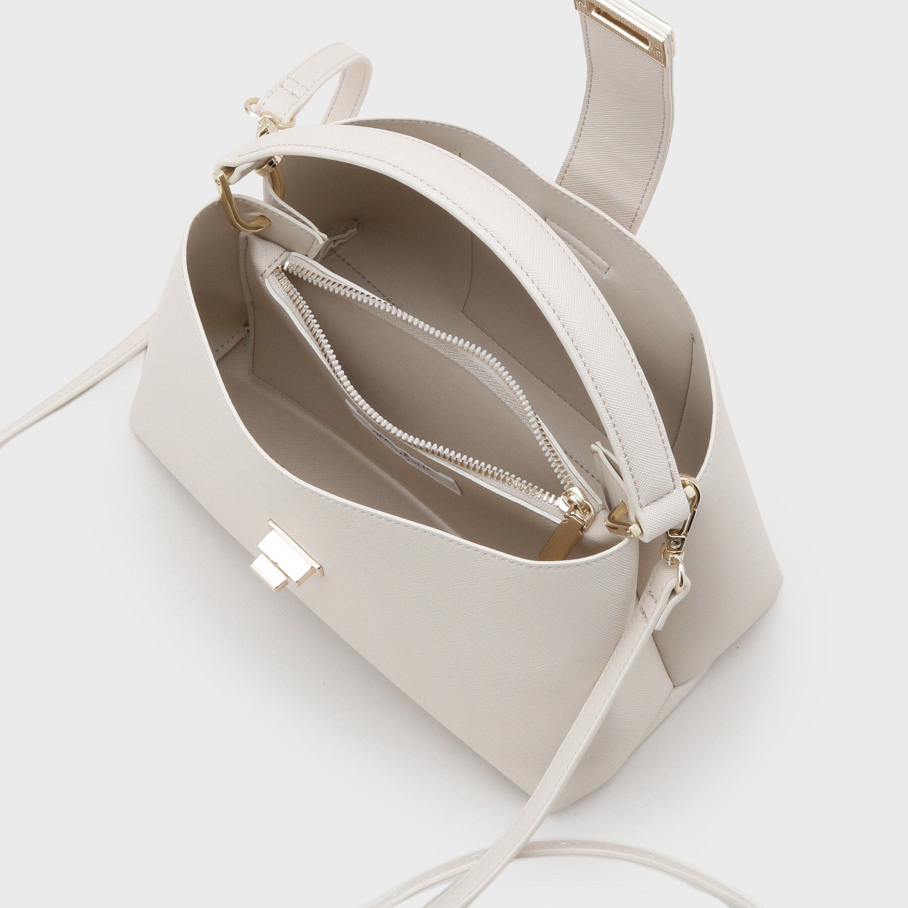 OPAQUE.CLIP「【2WAY】サフィアーノ調ミドルワンハンドルバッグ」|ハンドバッグ|