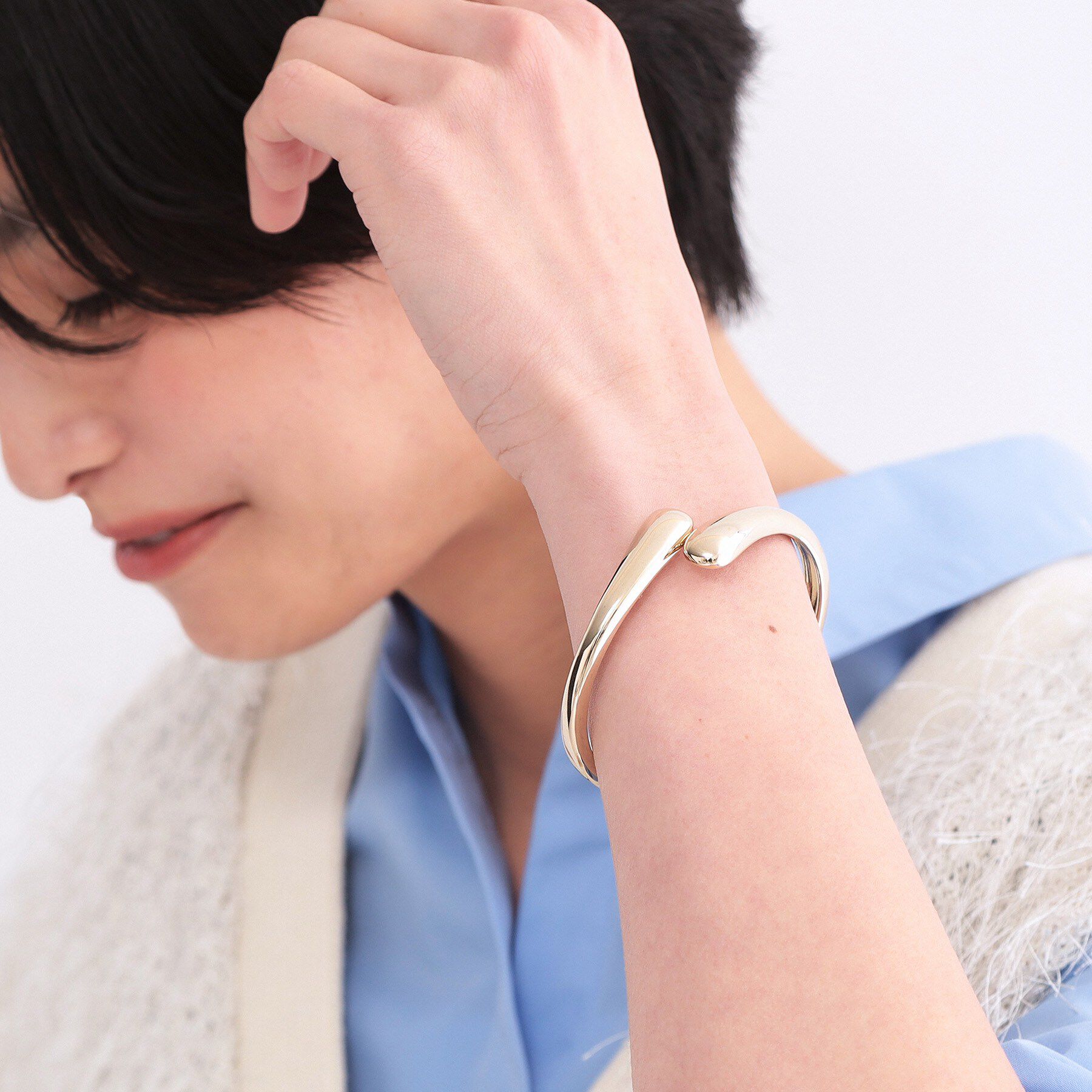 OPAQUE.CLIP「ニュアンスカーブメタルバングル」|ブレスレット・バングル|