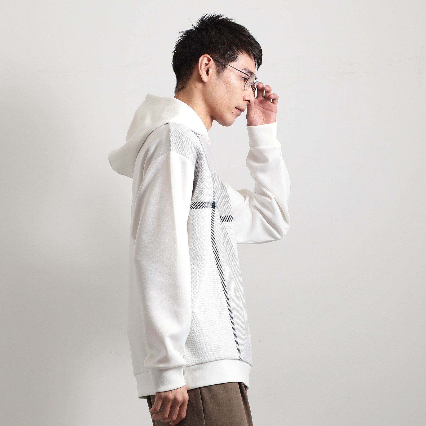 THE SHOP TK「【大人の休日スタイルにはこれ！】フロントチェック柄ニットパーカ　洗濯機OK」|パーカー|