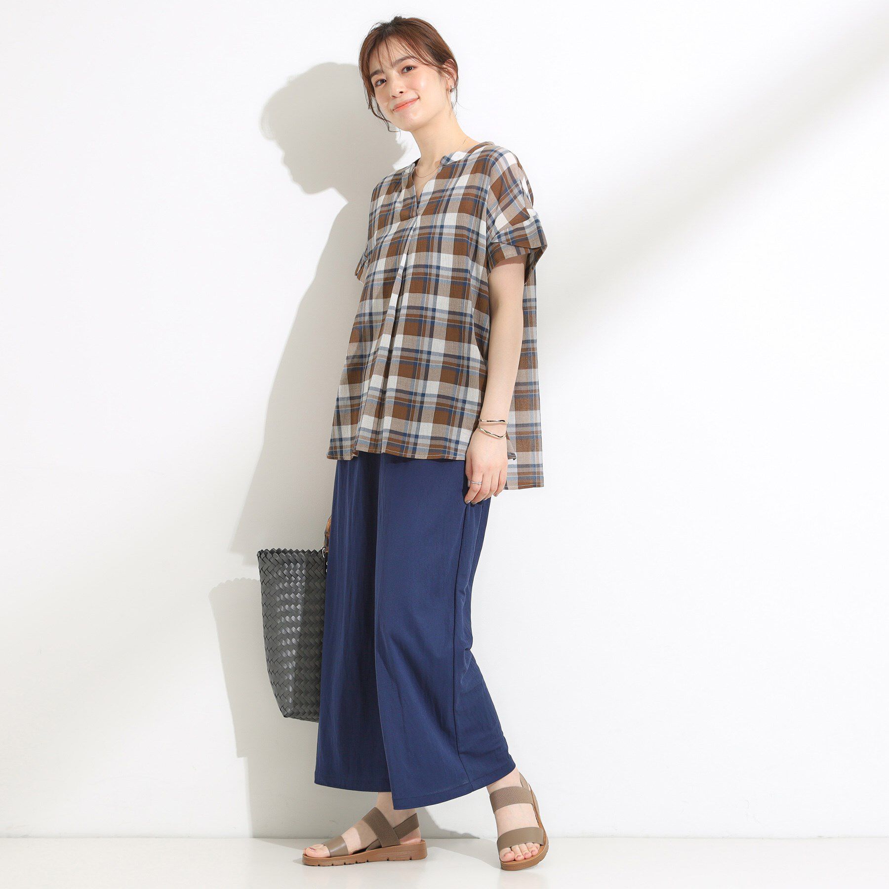 SHOO･LA･RUE「【S-LL】きれいに体型カバー さらシャリコットン スキッパーシャツ」|シャツ・ブラウス|