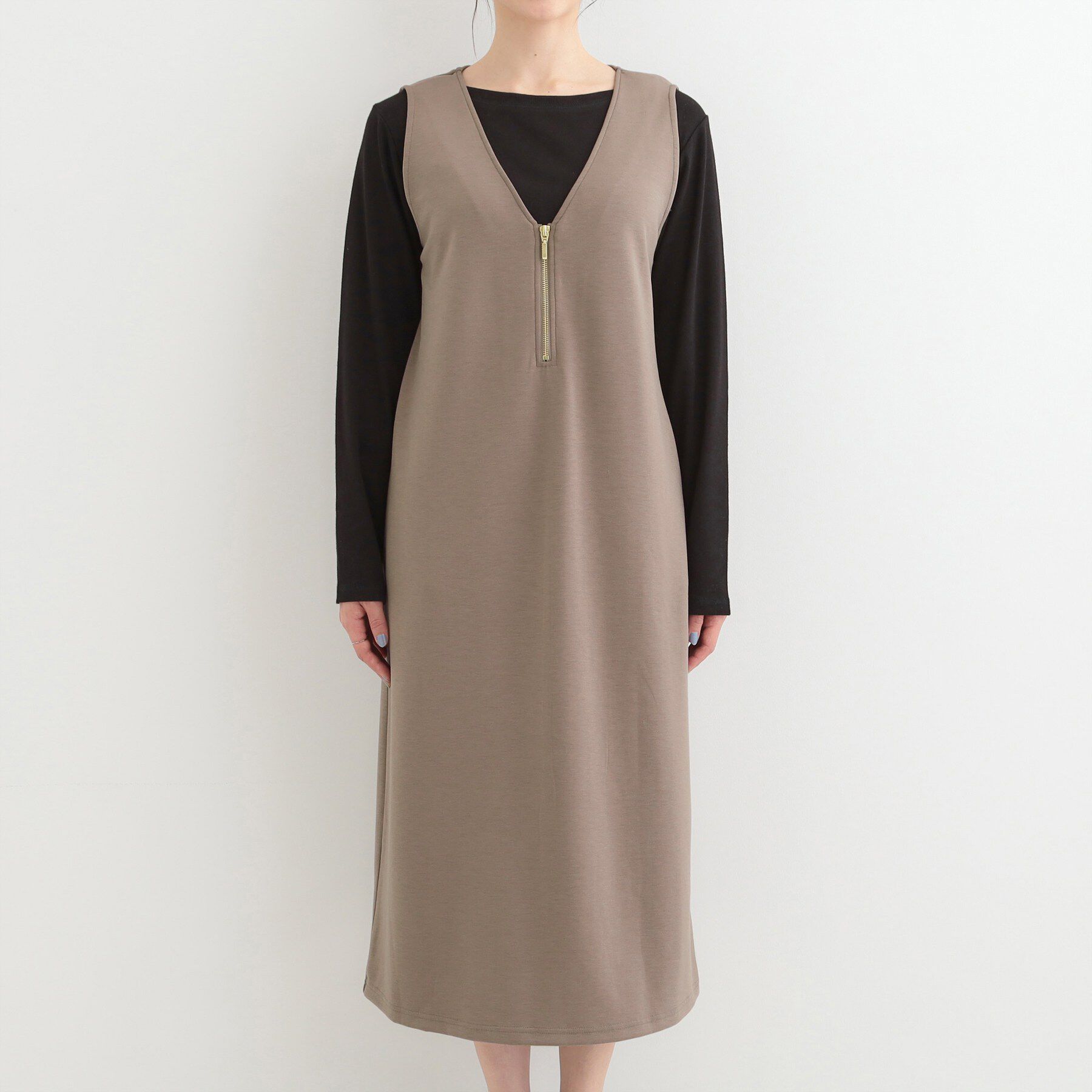 SHOO･LA･RUE「なめらかダンボールハーフジップ Vネックジャンパースカート」|ワンピース|