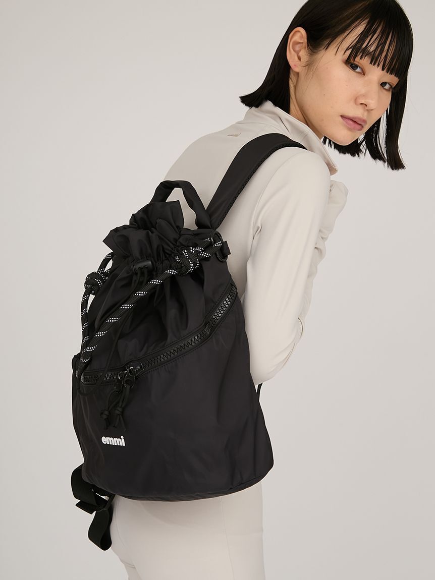 限定カラー】撥水 emmiロゴマルチバックパック（emmi atelier