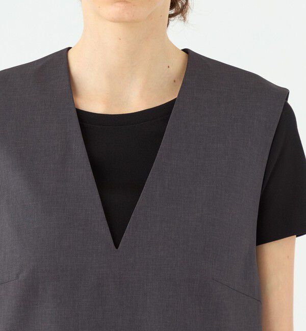 TOMORROWLAND collection「エクストラファインポリエステルトロピカル Vネックトップス」|プルオーバー|