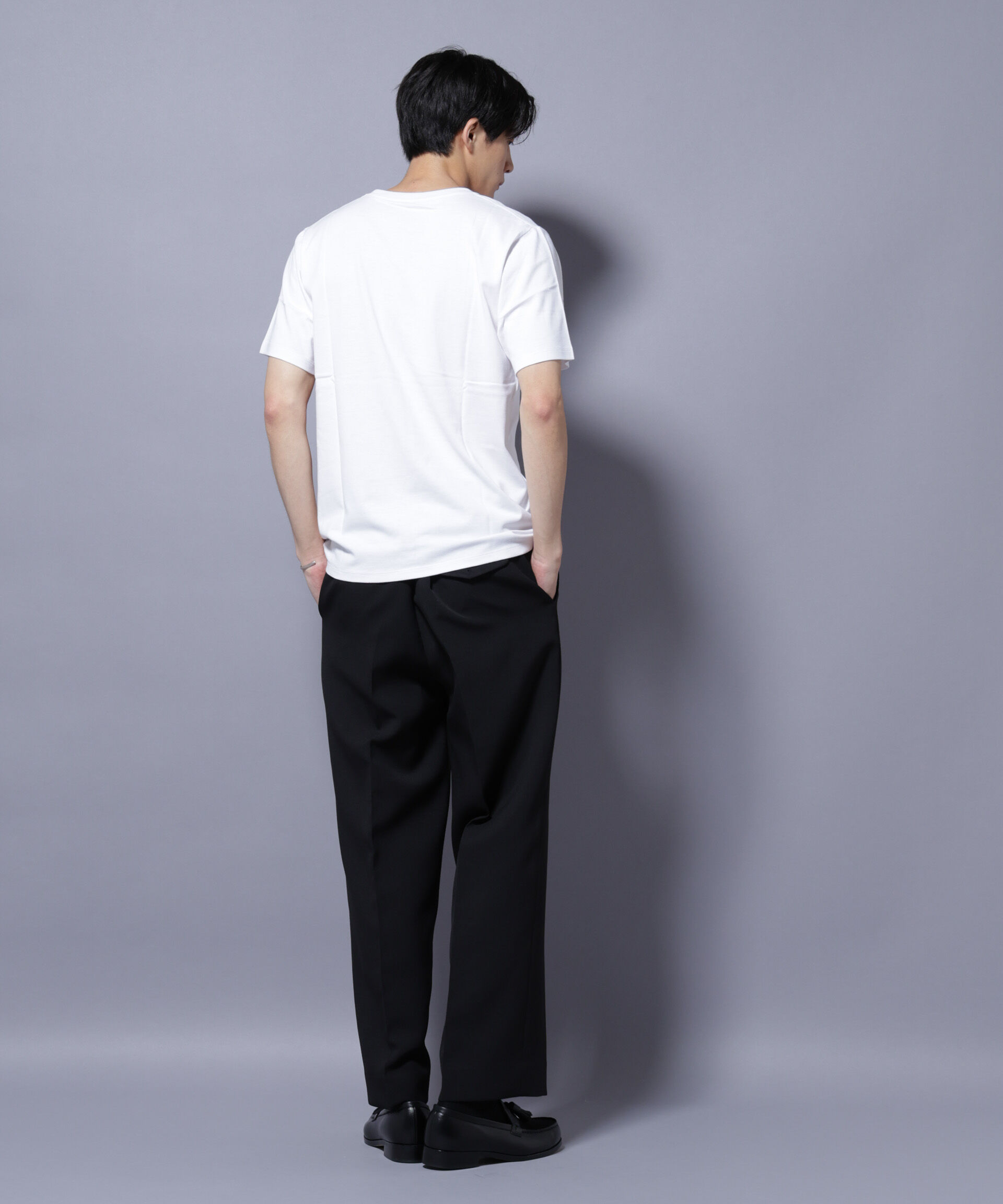 nano･universe「WEB限定/Anti Soaked(R) 汗染み防止 Vネック レギュラーシルエットTシャツ」|Tシャツ・カットソー|