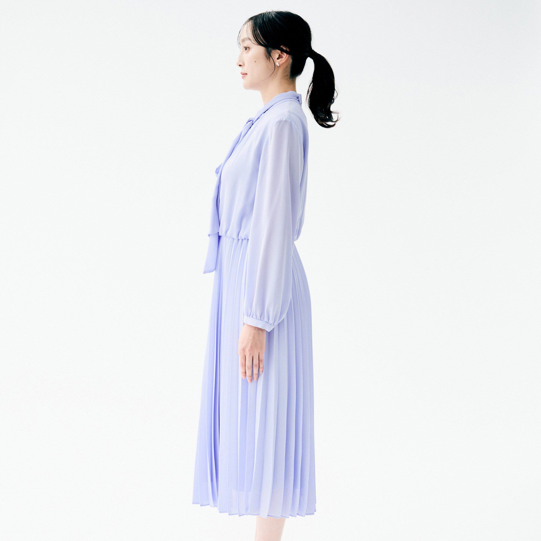 UNTITLED「【セレモニー/フォーマル/洗える】ボウタイ プリーツワンピース」|ワンピース|