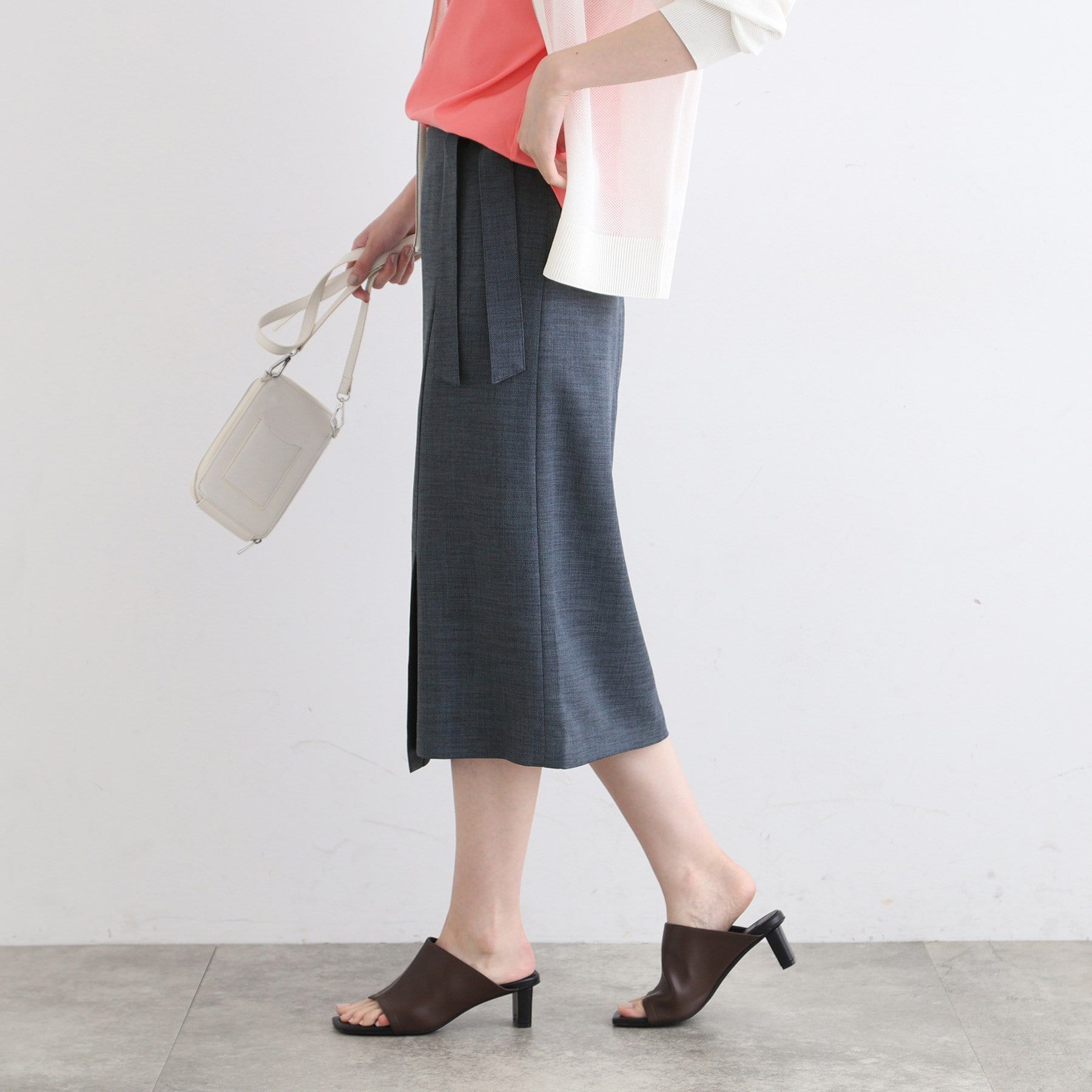 INDIVI「【洗える／UVケア／SETUP可能】麻調ラップ風Iラインスカート」|スカート|