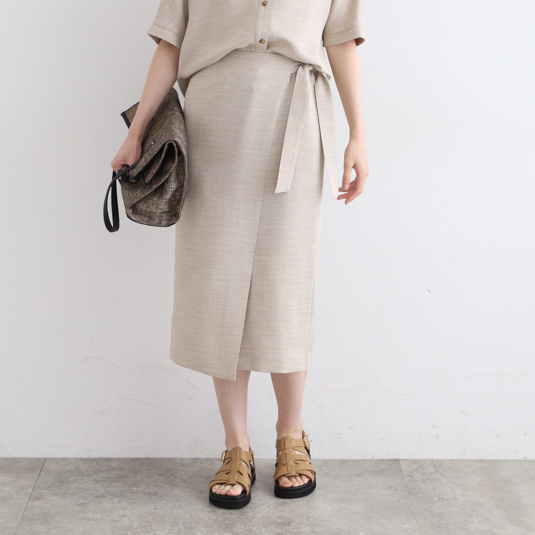 INDIVI「【洗える／UVケア／SETUP可能】麻調ラップ風Iラインスカート」|スカート|