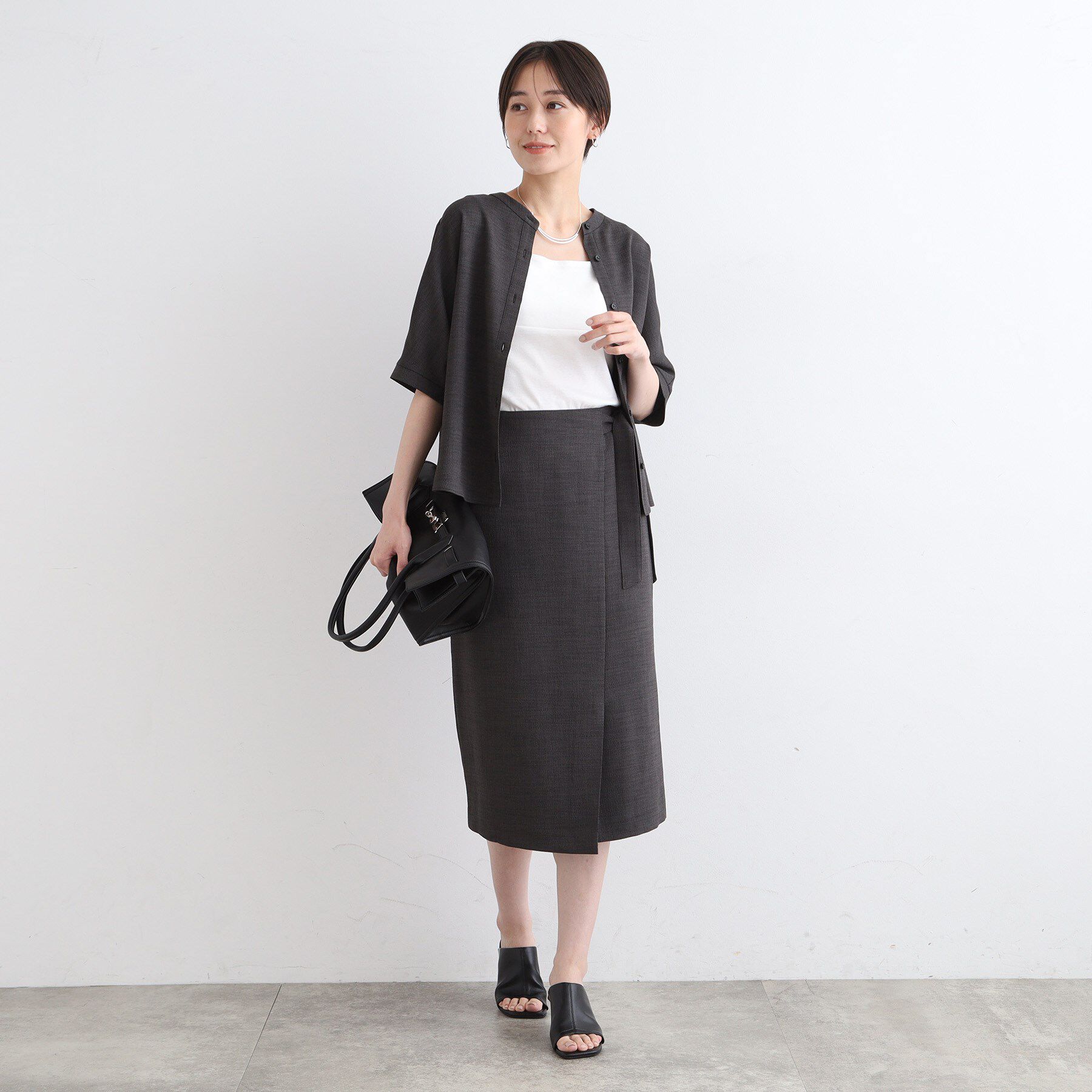 INDIVI「【洗える／UVケア／SETUP可能】麻調ラップ風Iラインスカート」|スカート|