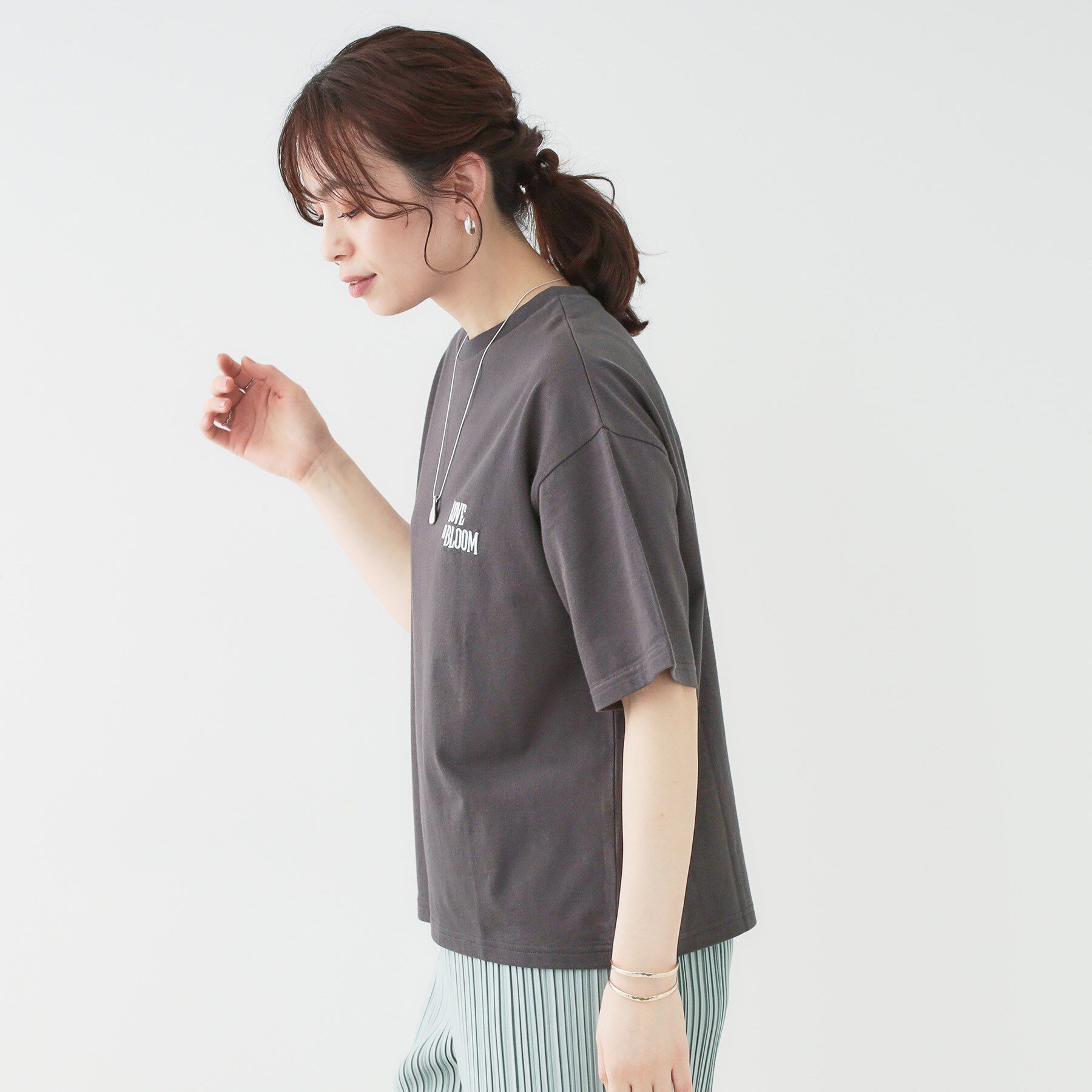 SHOO･LA･RUE「【選べる4柄】コットンプリントロゴTシャツ」|Tシャツ・カットソー|