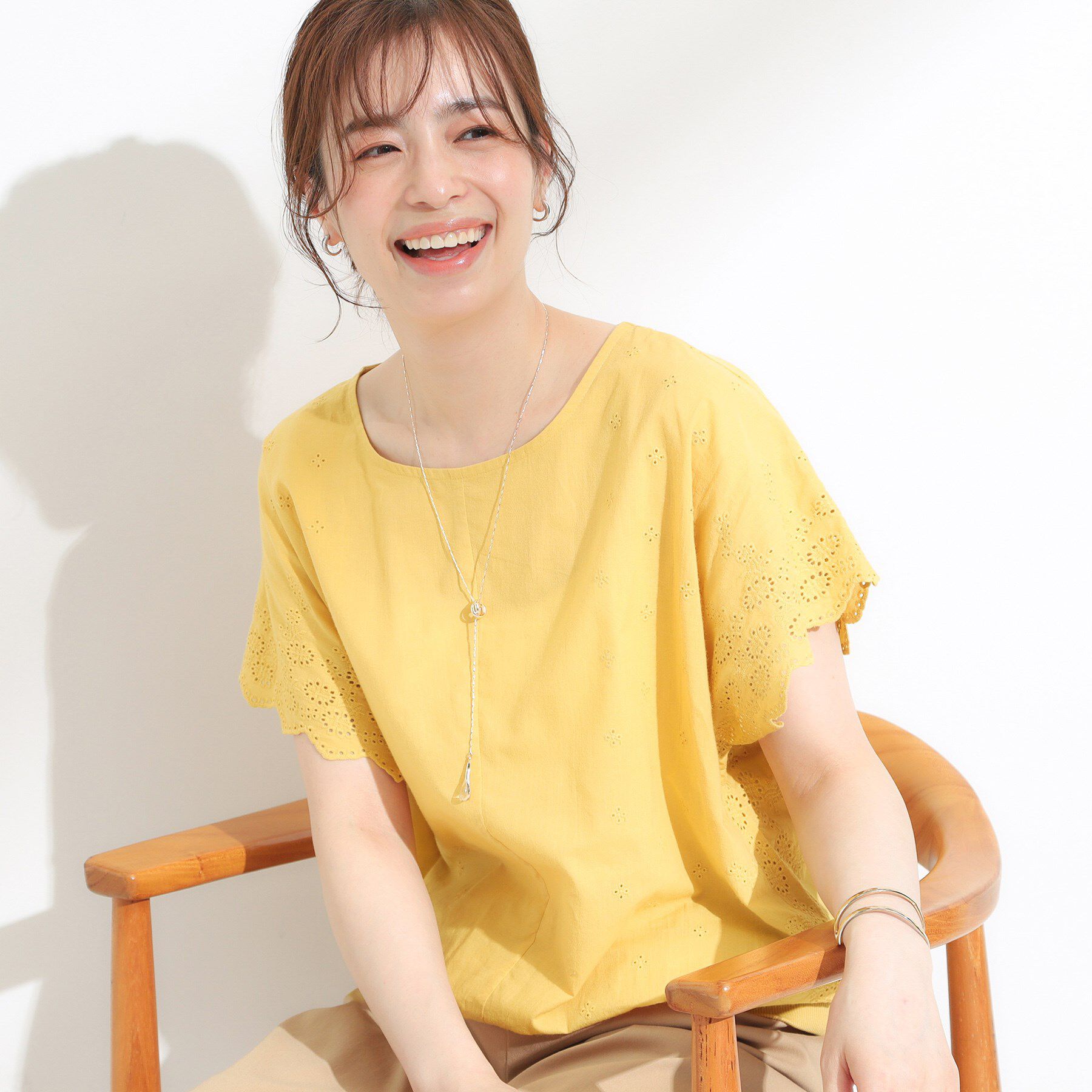 SHOO･LA･RUE「スカラップ刺繍レースが目を惹く ドルマントップス」|Tシャツ・カットソー|イエロー(032)