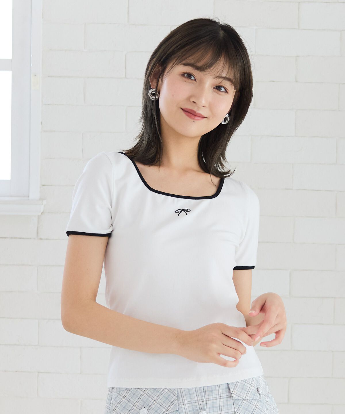 REDYAZEL「リボンエンブロイダリーパイピングＴシャツ」|Tシャツ・カットソー|