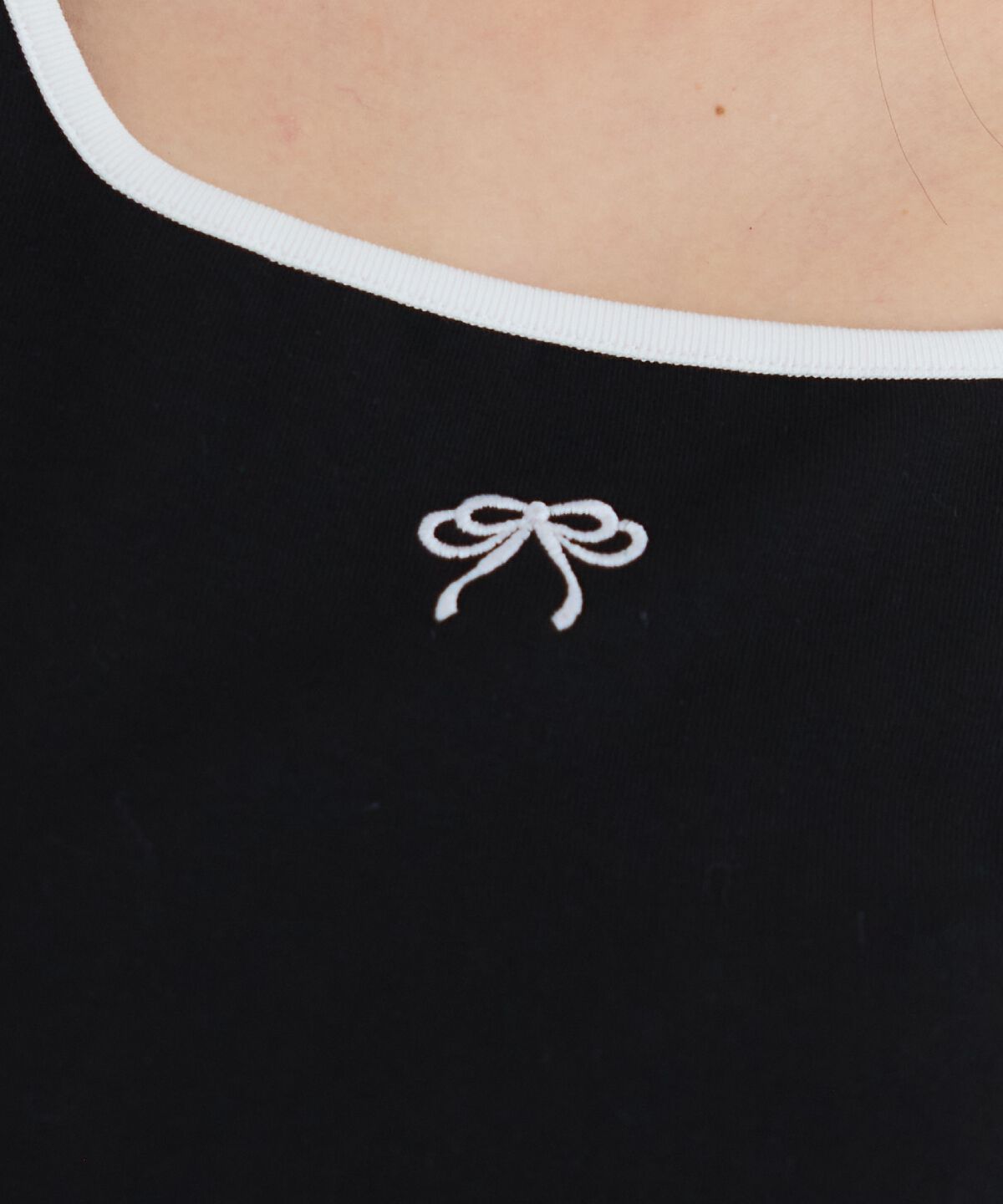 REDYAZEL「リボンエンブロイダリーパイピングＴシャツ」|Tシャツ・カットソー|