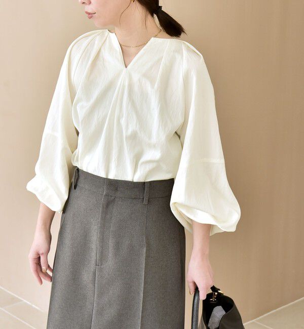 quaranciel「quaranciel:〈洗濯機可能〉ツイル スキッパー ボリュームスリーブ ブラウス」|シャツ・ブラウス|