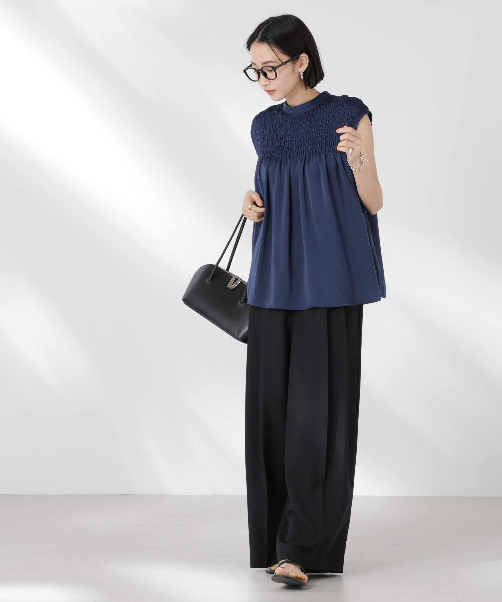 nano･universe「フロントシャーリングノースリーブブラウス」|シャツ・ブラウス|