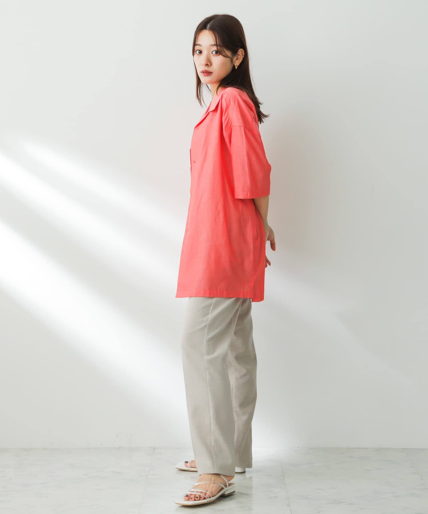 SENSE OF PLACE by URBAN RESEARCH「シアーシャンブレーオープンカラーシャツ」|シャツ・ブラウス|