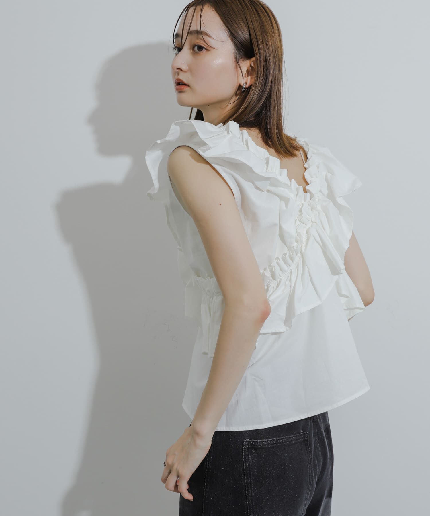 SENSE OF PLACE by URBAN RESEARCH「2WAYフリルノースリーブブラウス」|シャツ・ブラウス|