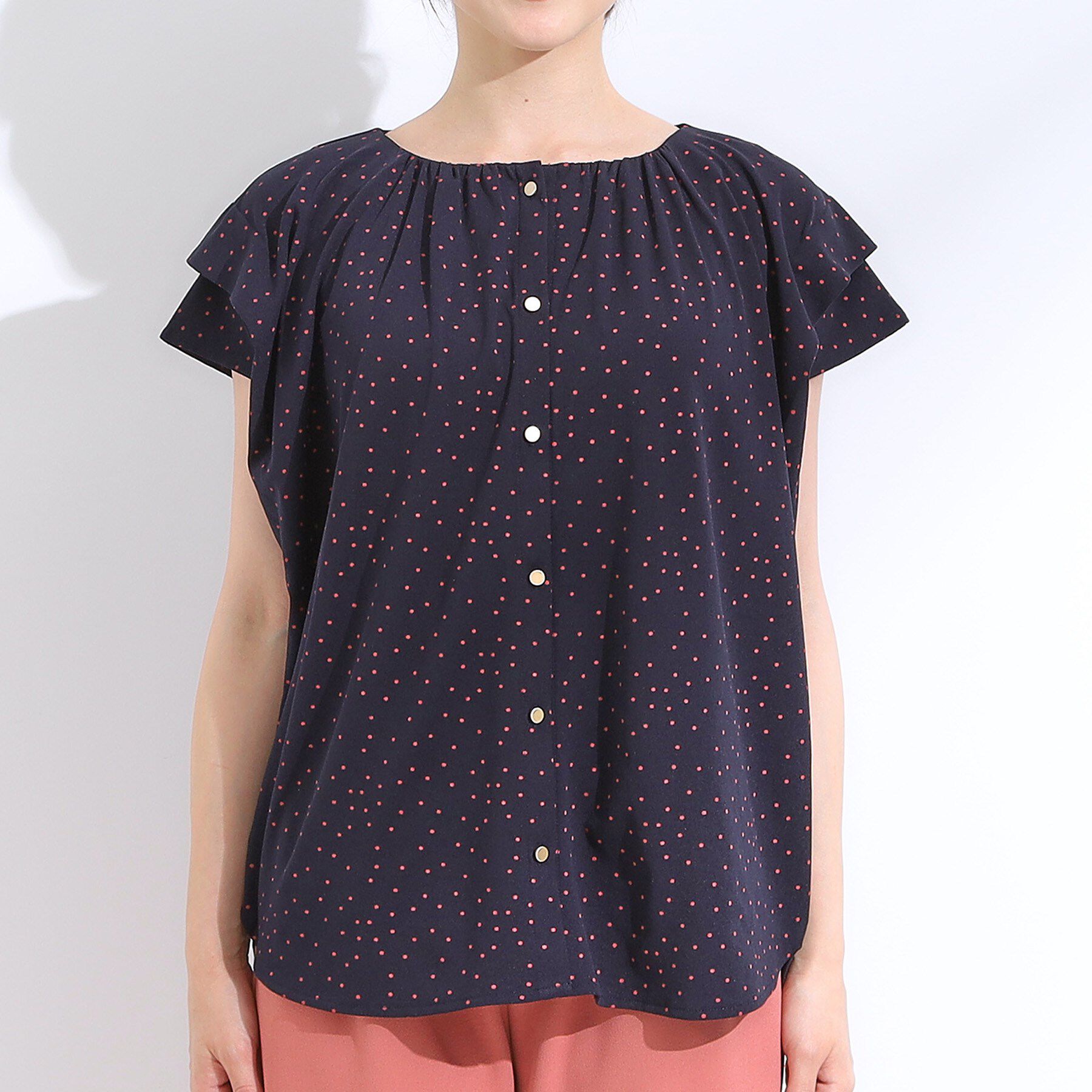 SHOO･LA･RUE「【S-LL/ひんやり】きちんと見えで好印象 ドット柄デザイントップス」|シャツ・ブラウス|