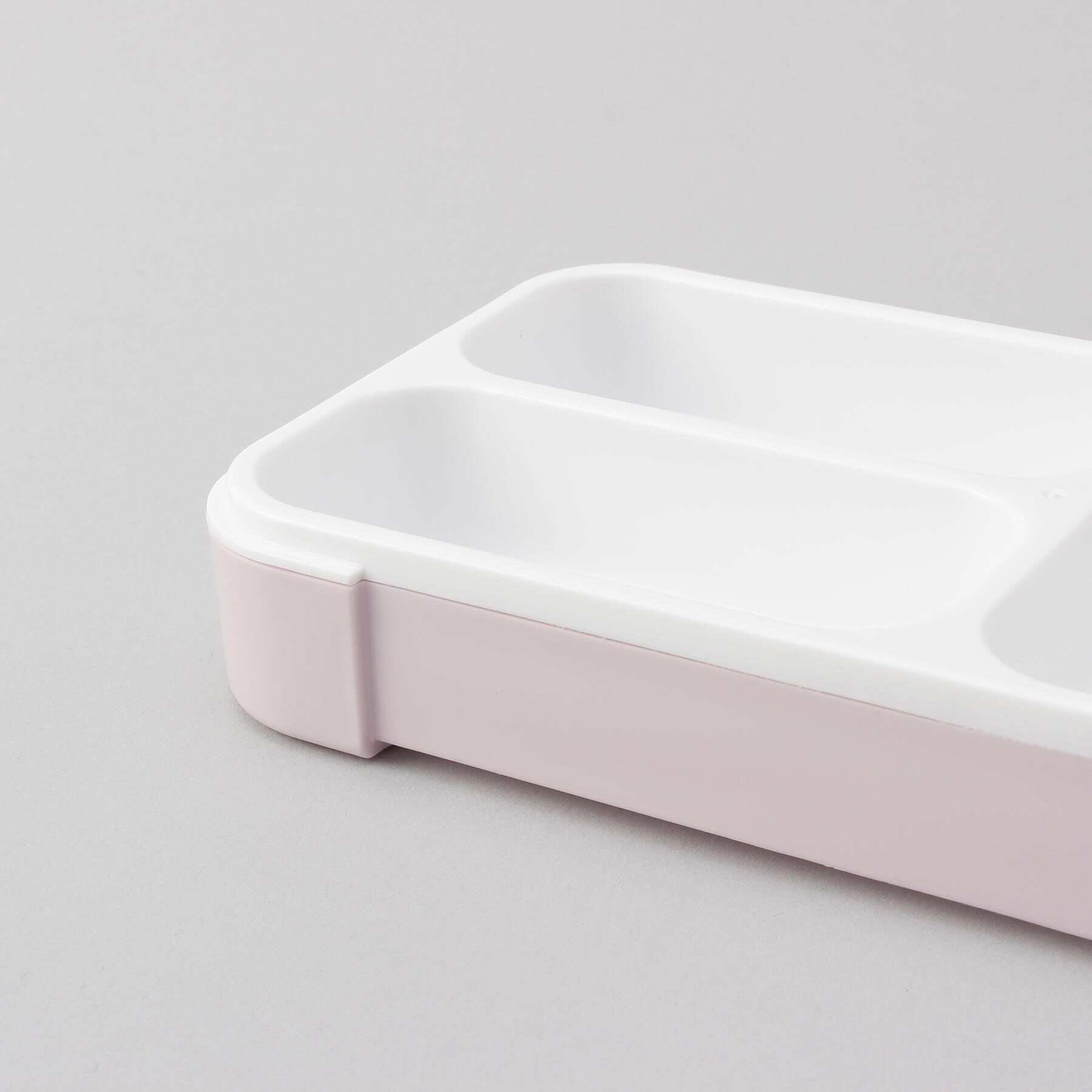 212 KITCHEN STORE「薄型弁当箱 抗菌フードマン400ml ライトピンク」|食器・キッチングッズ|