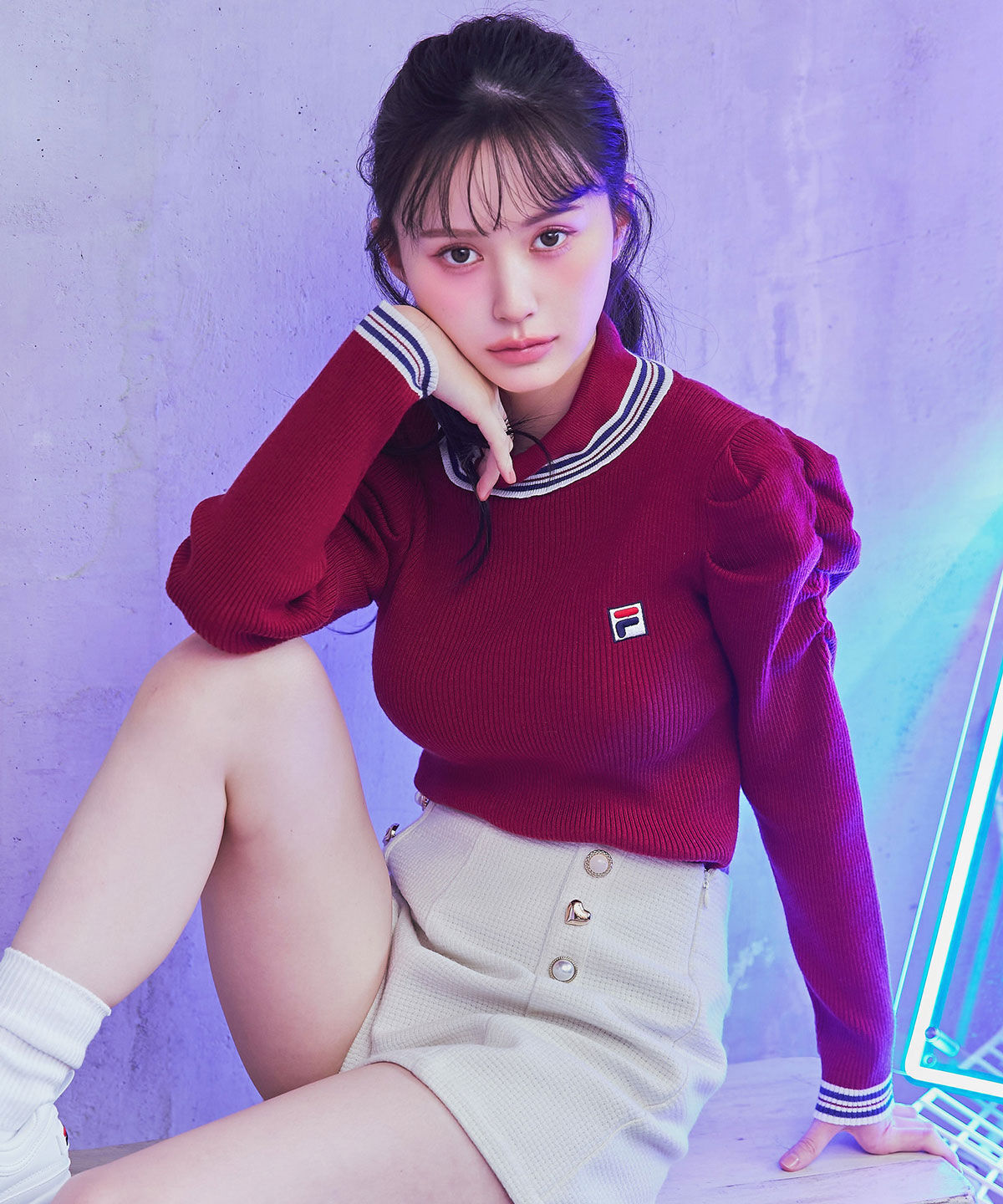 REDYAZEL「［FILA&times;REDYAZEL］ラインタートルニットプルオーバー」|ニット・セーター|レッド