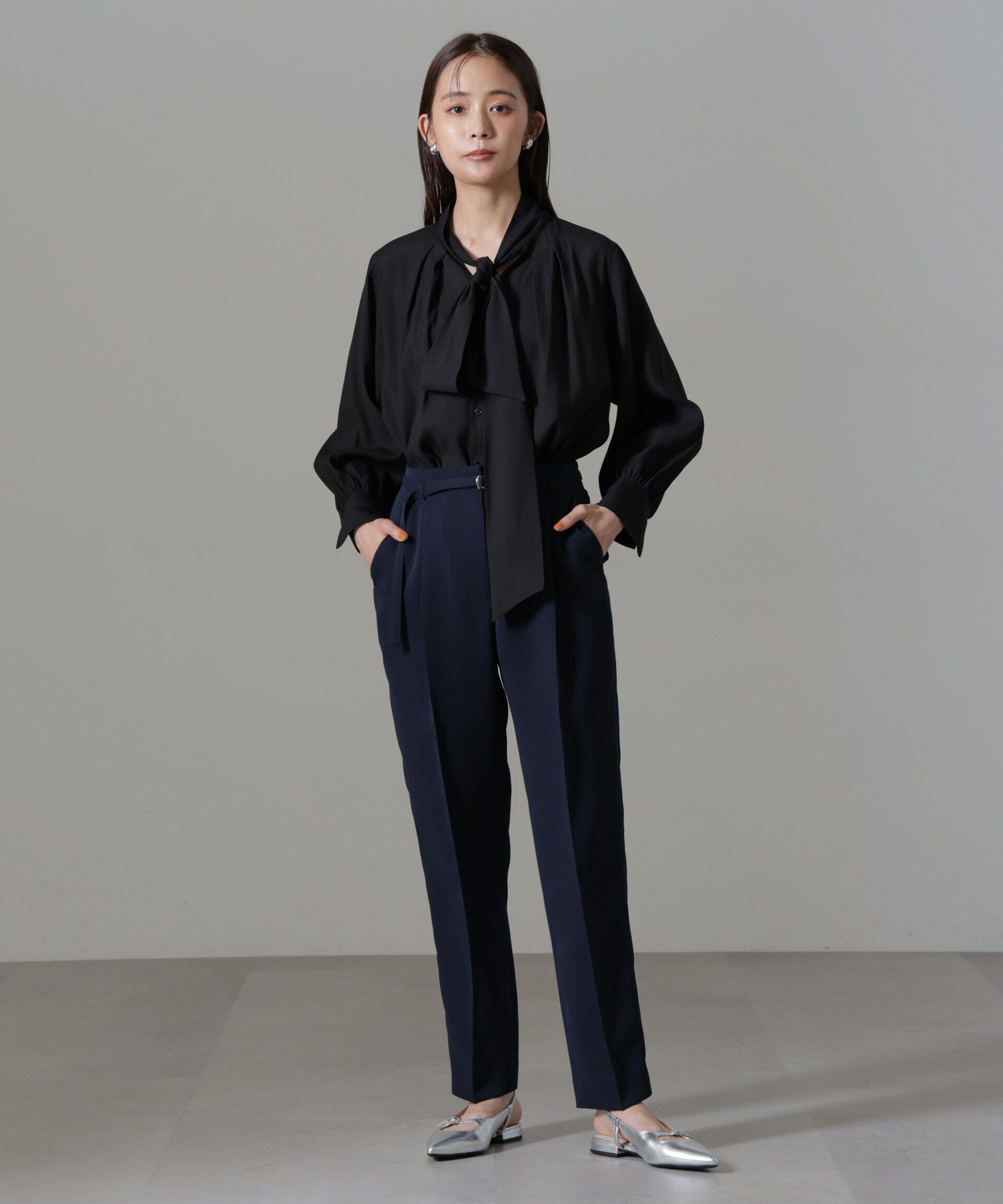 nano･universe「リンクルドビーリボンタイブラウス」|シャツ・ブラウス|