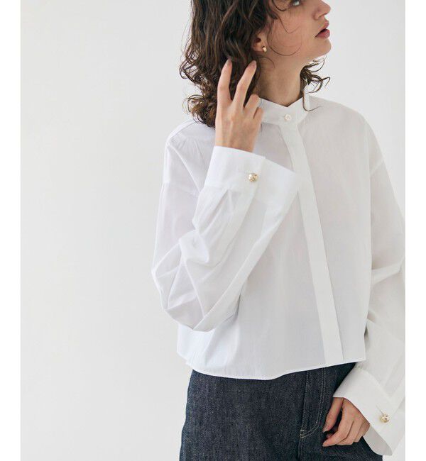 BEIGE,「【洗える】MAGNOLIA / ゴールド釦コットンショート丈ブラウス」|シャツ・ブラウス|
