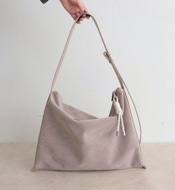 fredy emue「フェイクスエードソフトスクエアショルダーバッグ」|ショルダー・メッセンジャー|