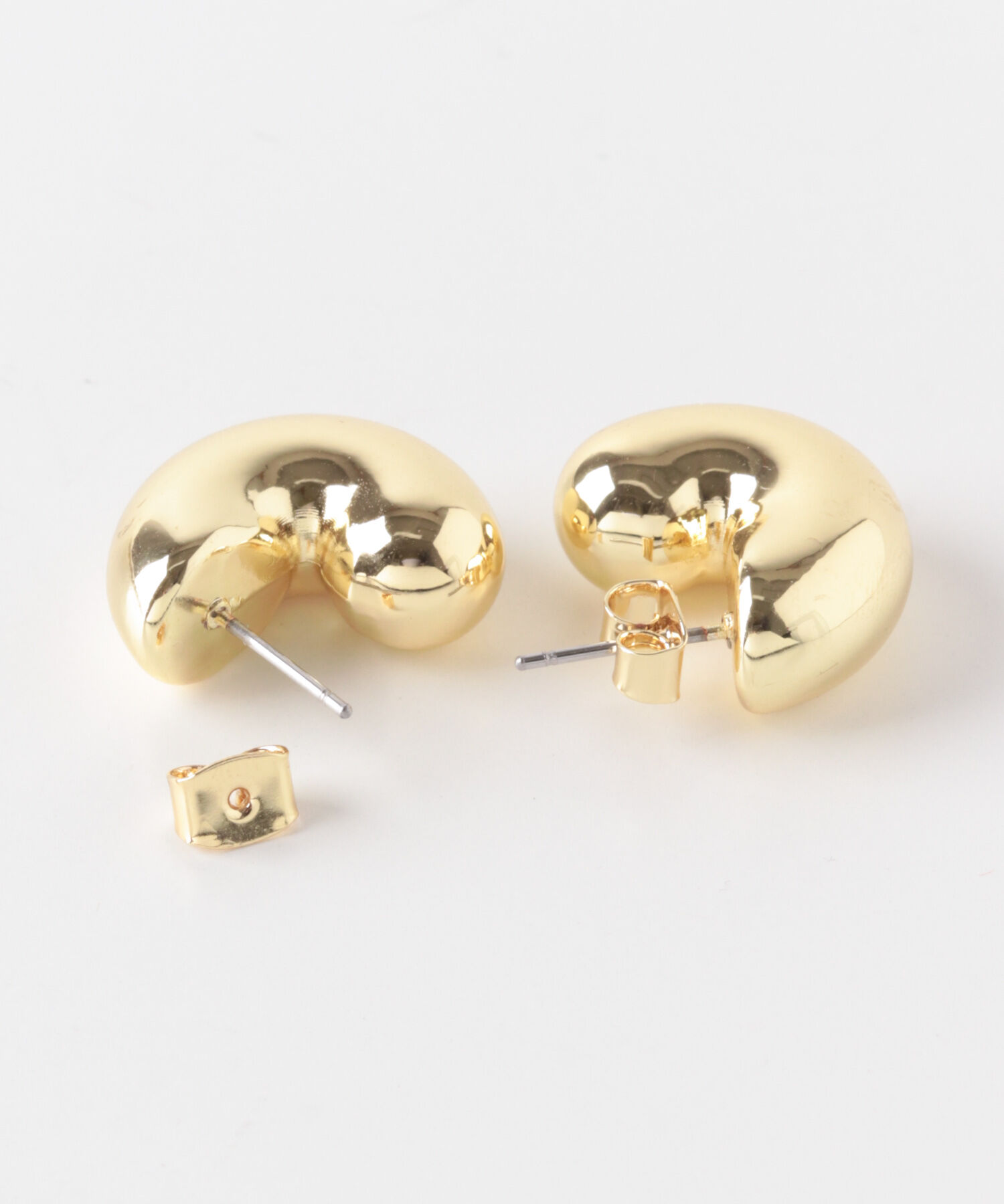 SMELLY「メタルボリュームピアス」|ピアス|