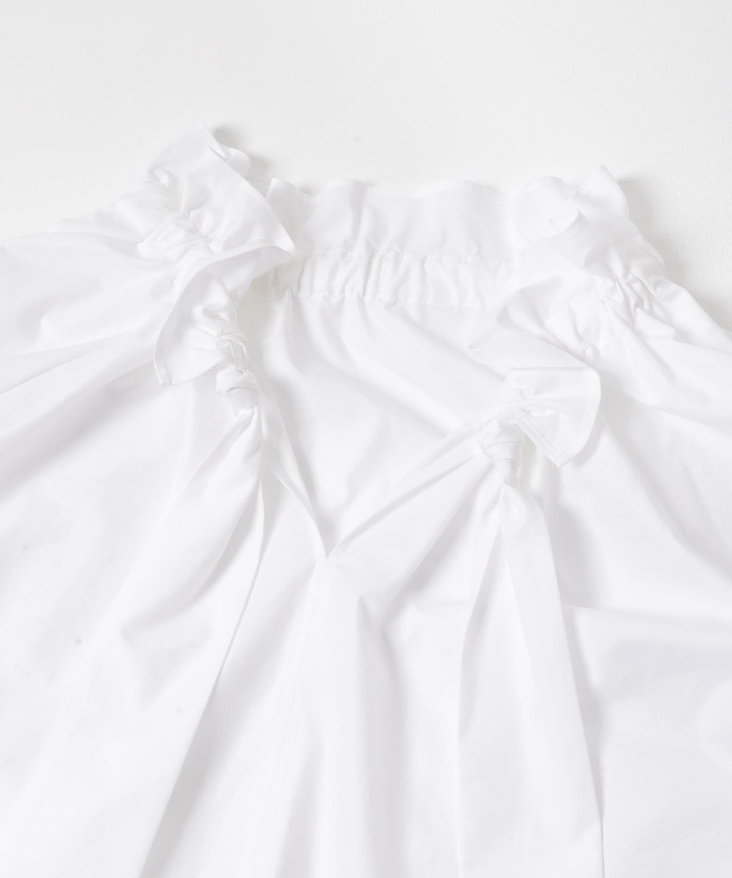 URBAN RESEARCH ROSSO「フリルネックシャツブラウス」|シャツ・ブラウス|