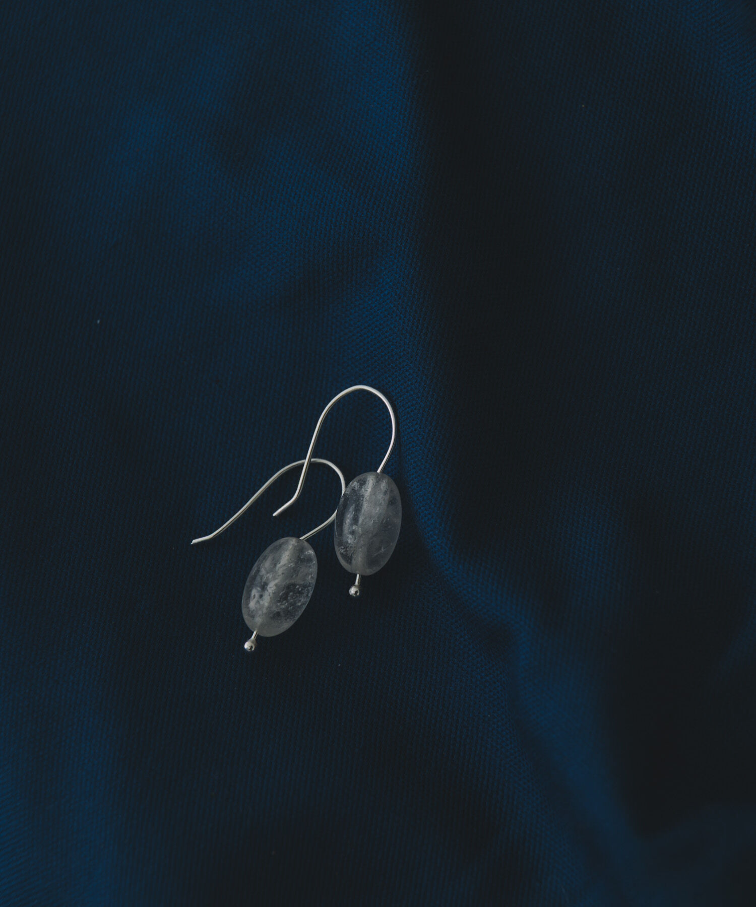 SMELLY「SMELLY so&rsquo;　stone drop hook pierce」|ピアス|