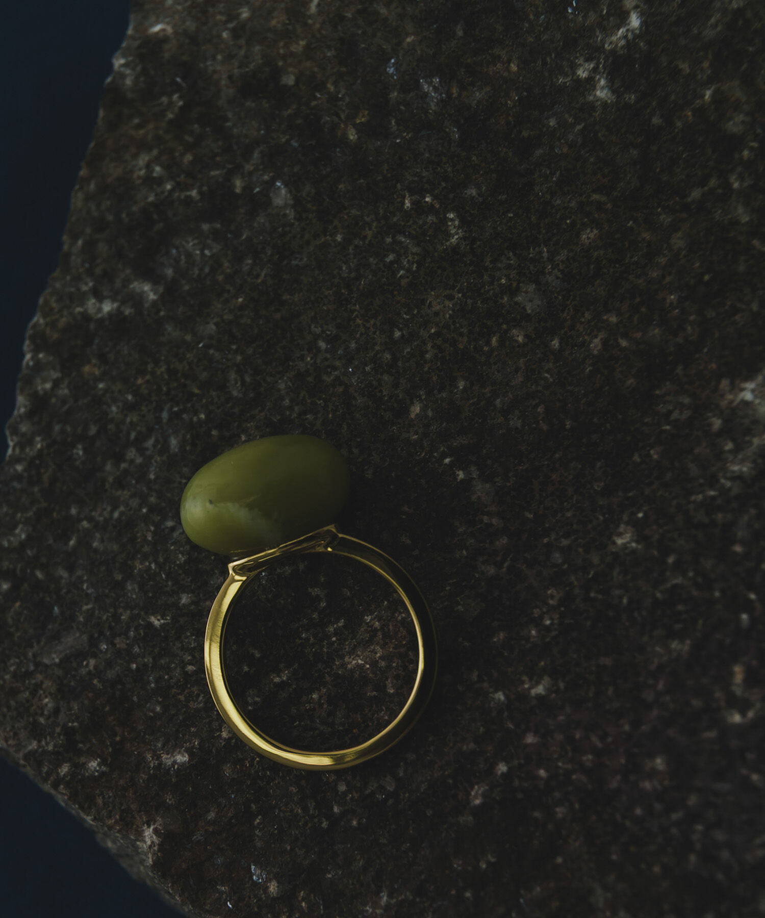 SMELLY「SMELLY so&rsquo;　oval yellow jade ring」|リング|