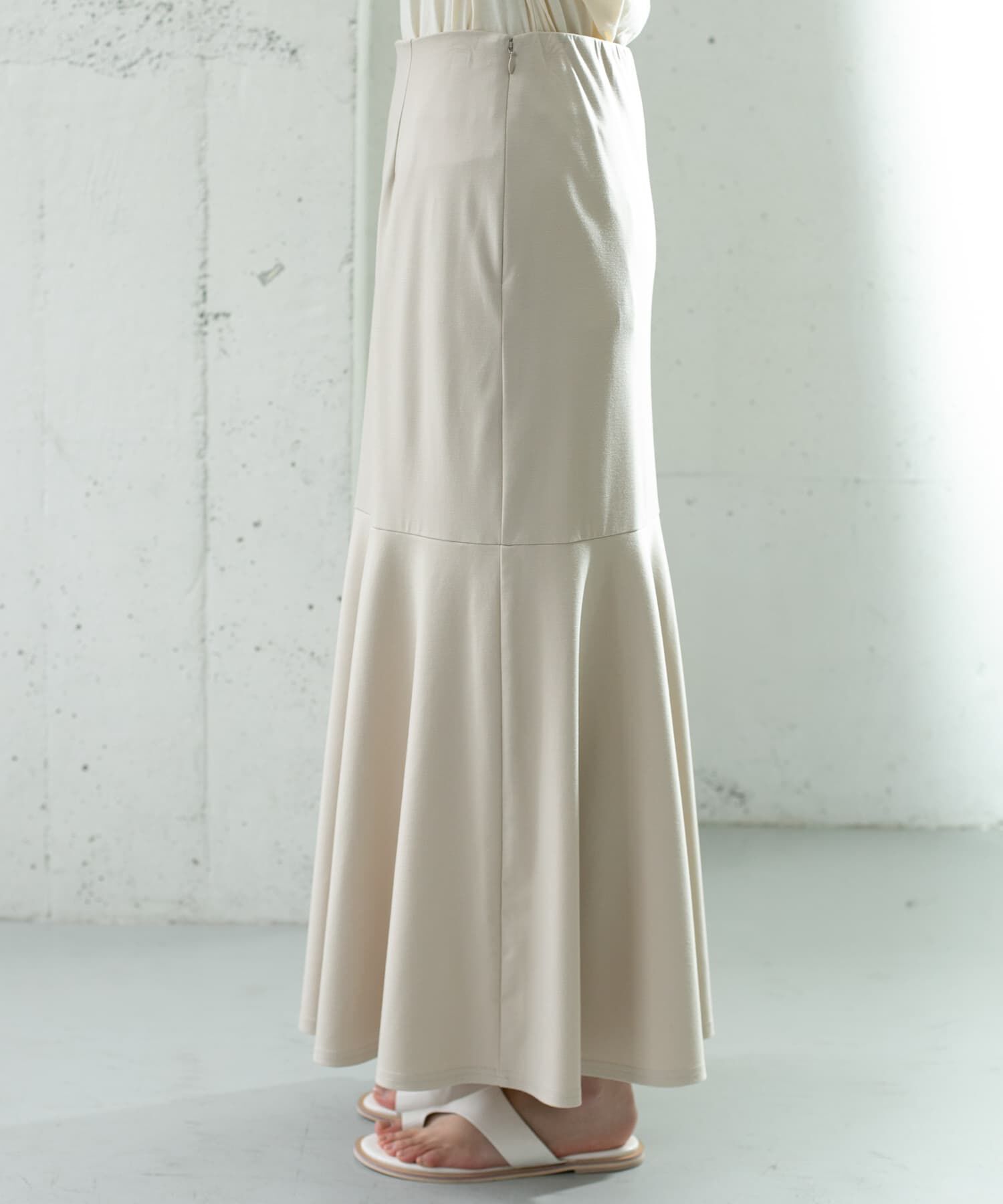  「マーメイドラインカットスカート」|スカート|