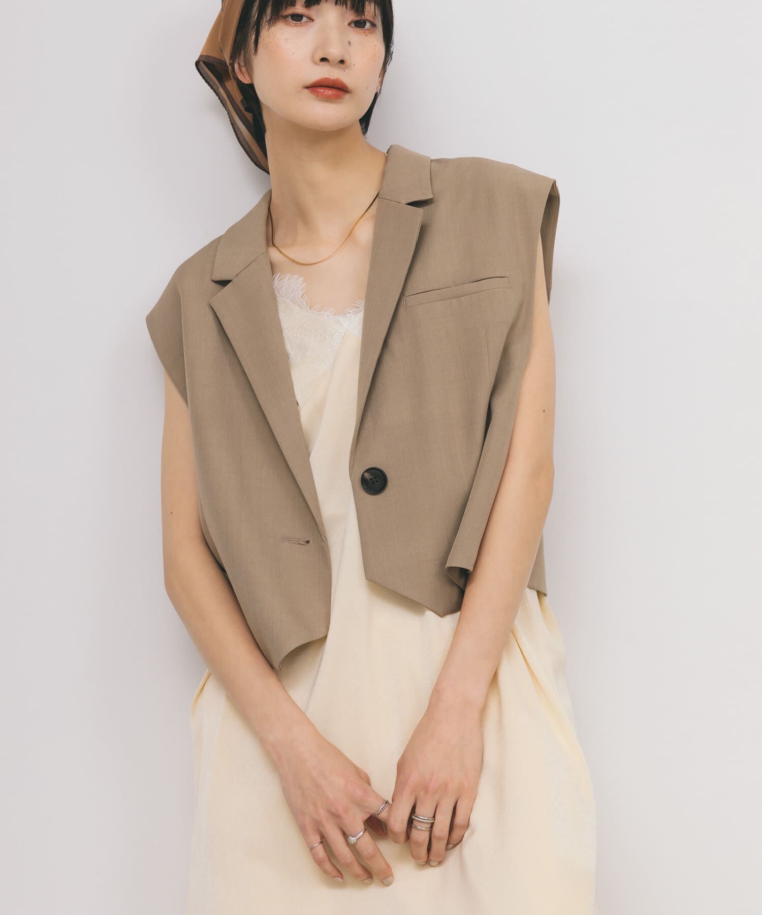  「ルーズテーラードベスト」|ノーカラーコート|
