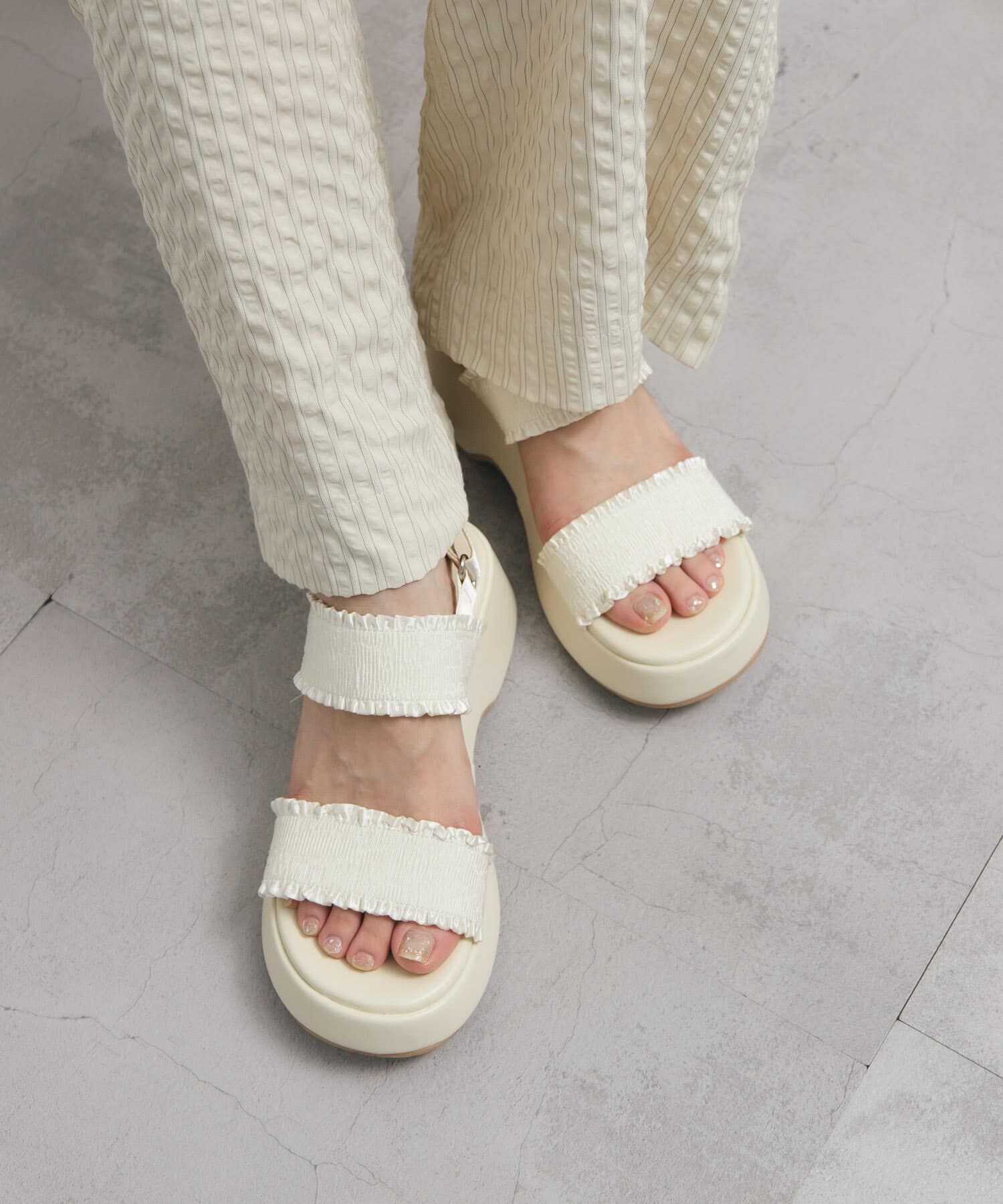  「シャーリングベルトサンダル」|サンダル|