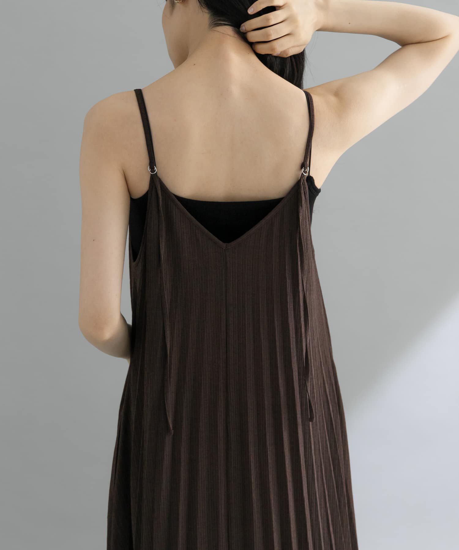  「『WEB限定』2WAYプリーツキャミワンピース」|ワンピース|