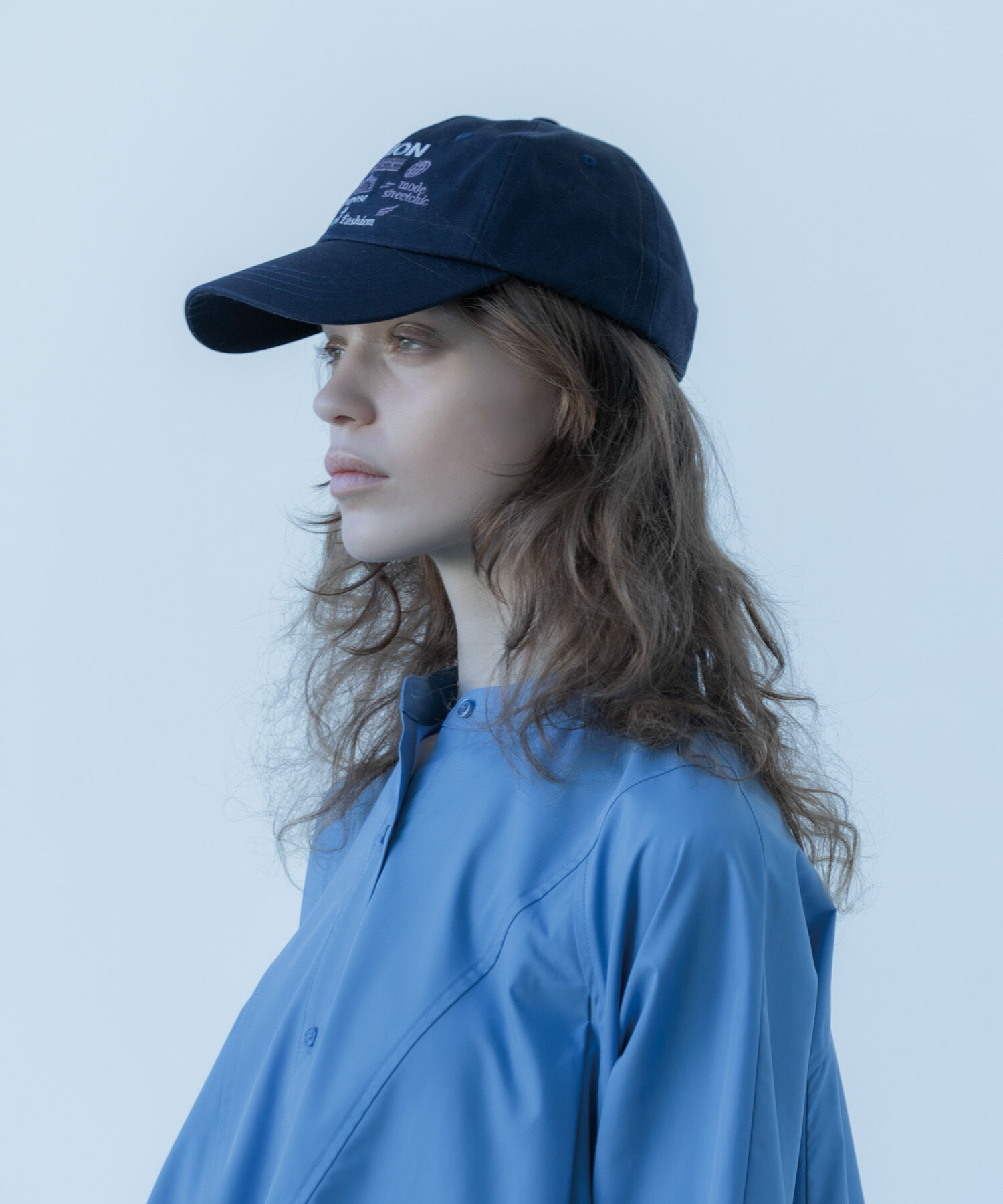  「バイカラーエンブロイダリーCAP」|キャップ・キャスケット|