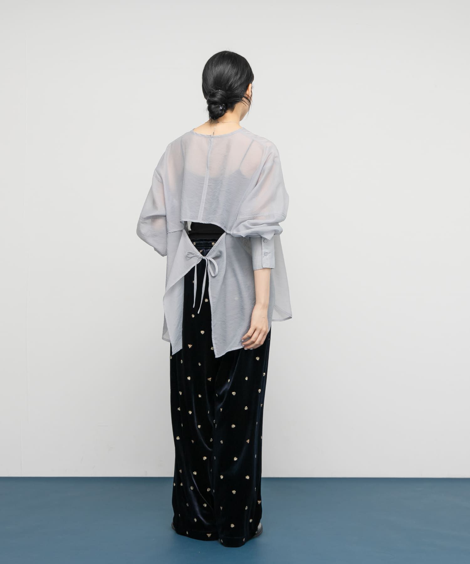  「バックデザインシアーブラウス」|シャツ・ブラウス|