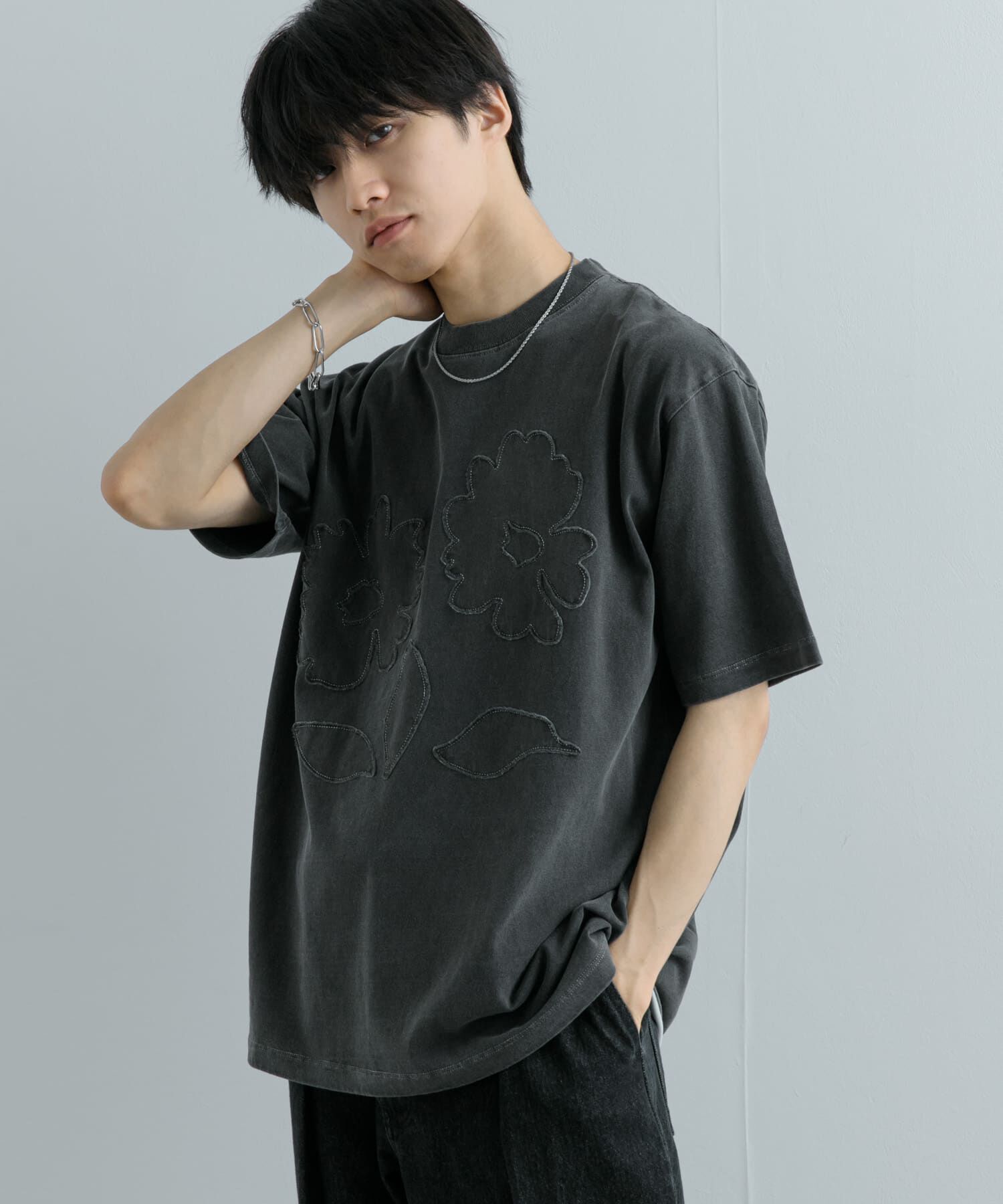 SENSE OF PLACE by URBAN RESEARCH「『ユニセックス』フェードポップアートフラワーTシャツ(5分袖)」|Tシャツ・カットソー|